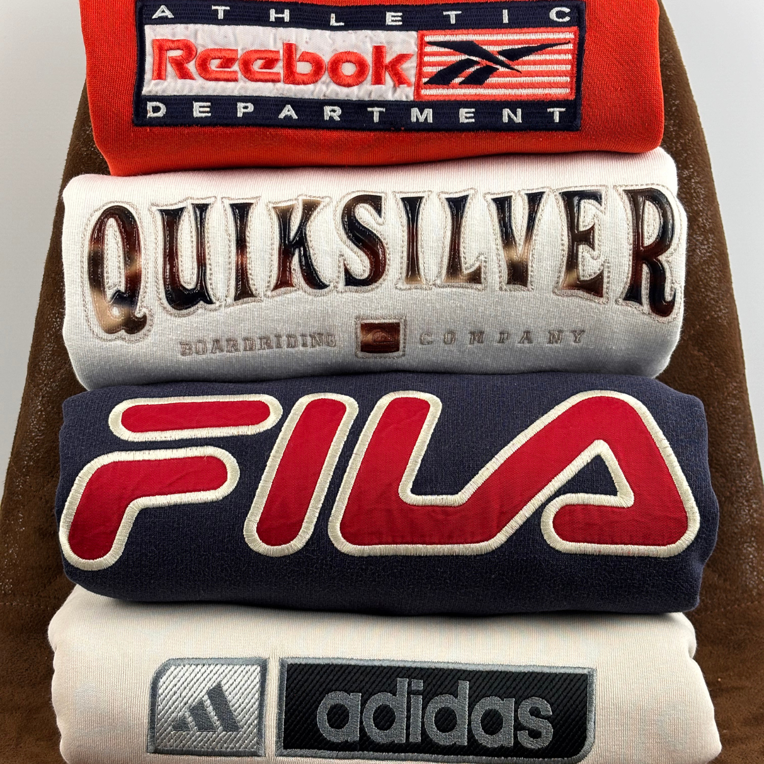 SWEATSHIRTS & HOODIES