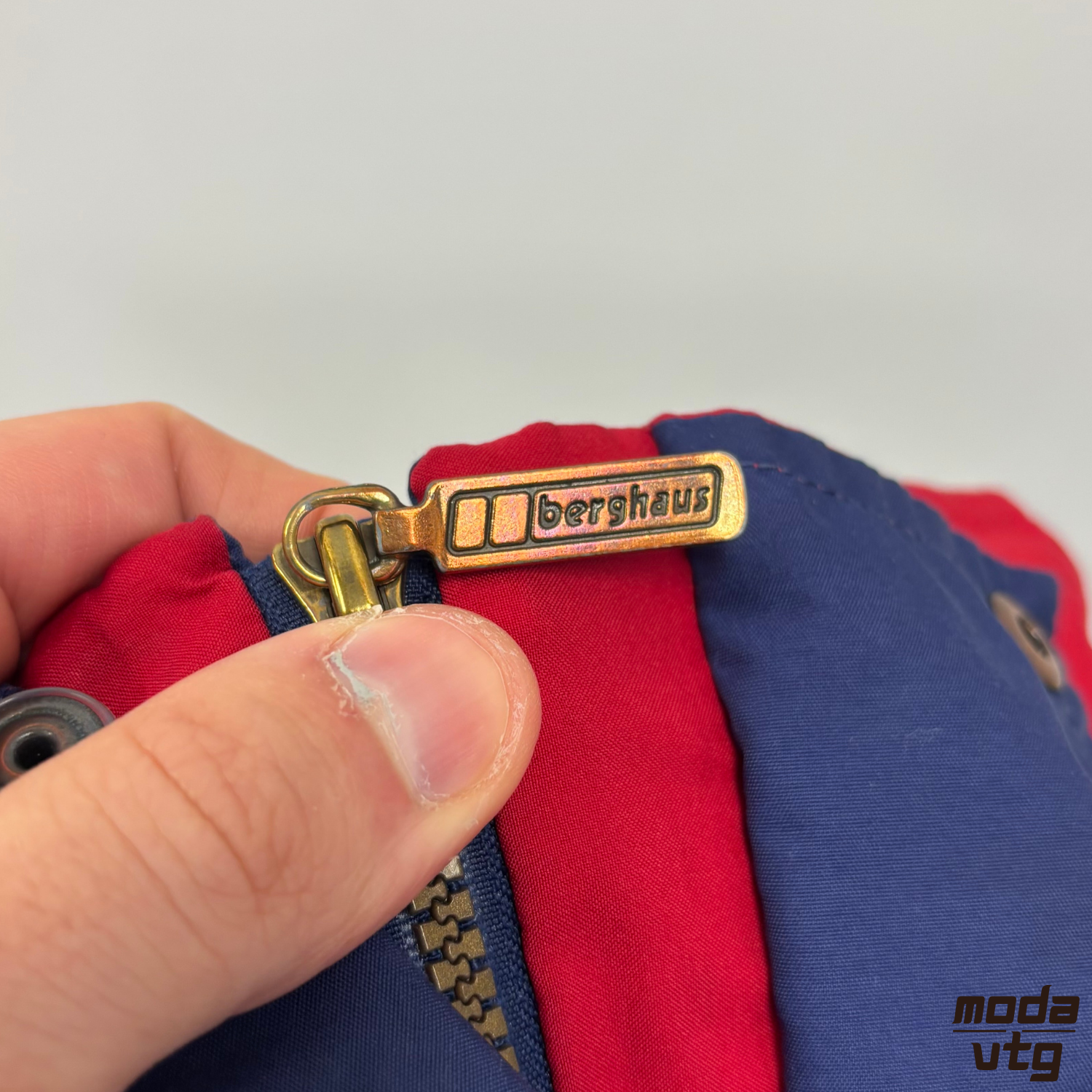 Vintage Y2K Berghaus Raincoat Red Large Goretex Gorpcore