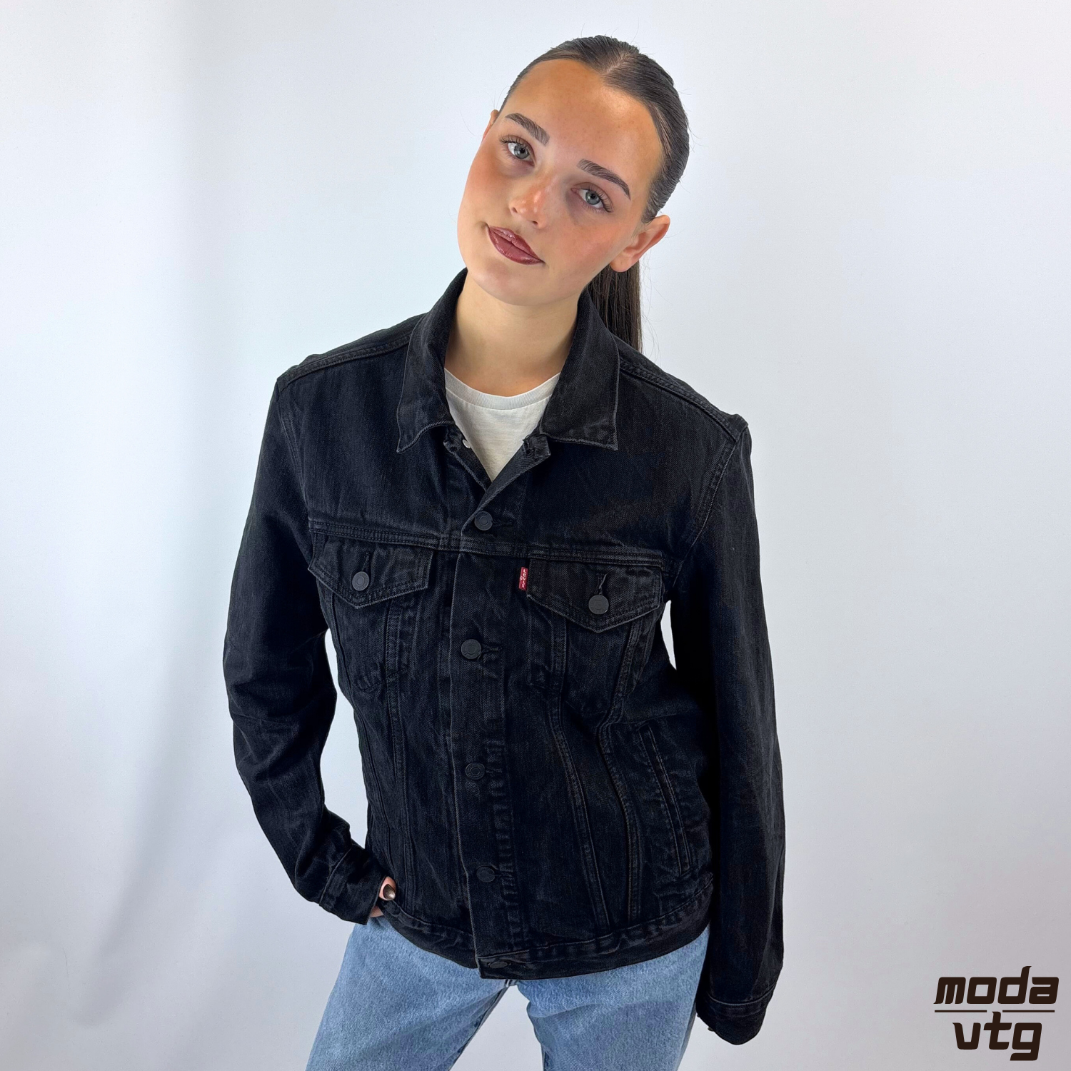 Vintage Y2K Levi’s Denim Jacket Black Women’s Medium