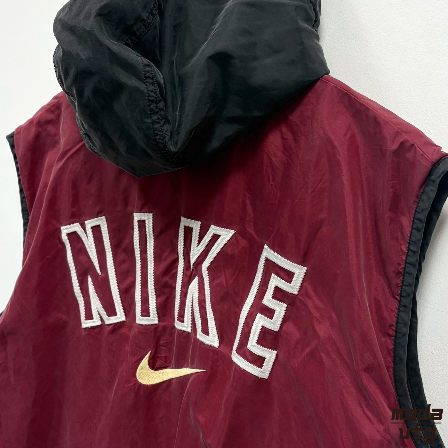 Vintage 90s Nike Track Jacket Black Large Retro Unisex Sleeveless