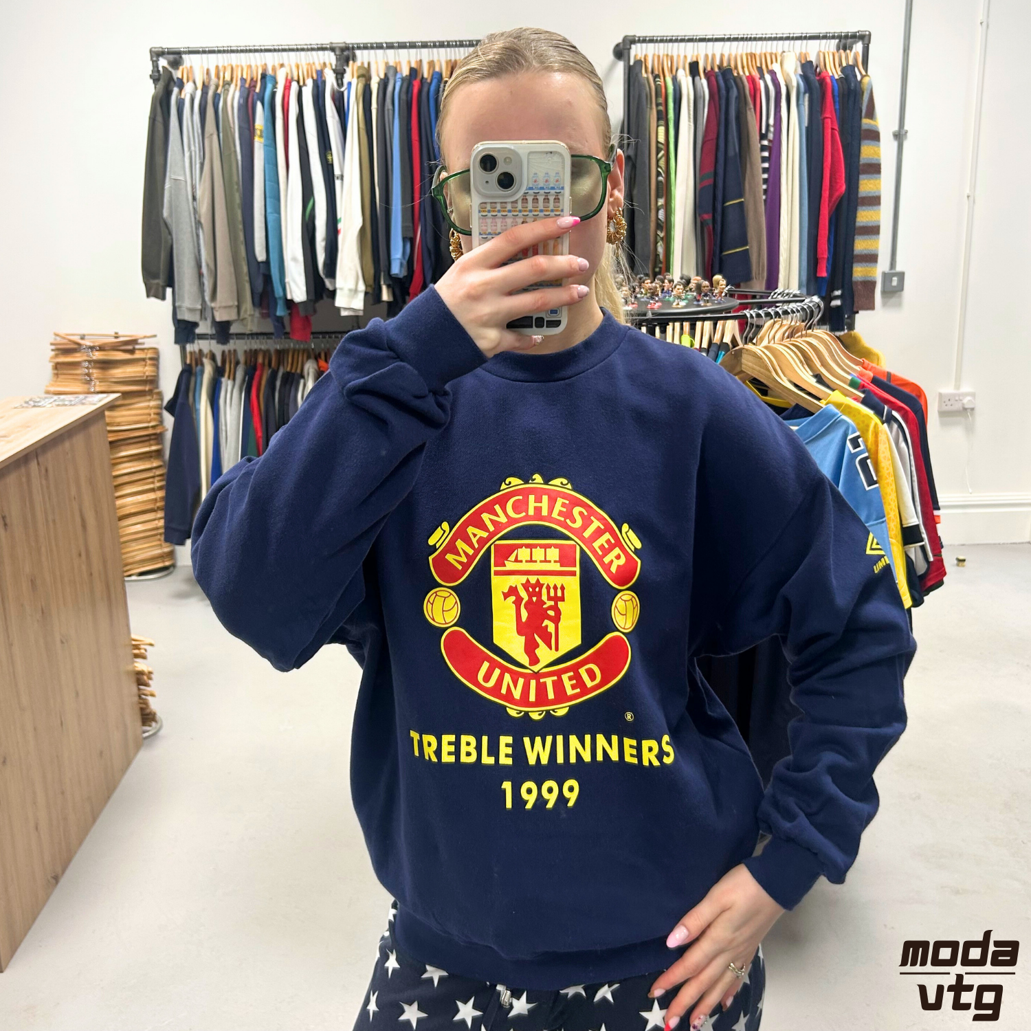 Vintage 1999 Manchester United Sweatshirt Navy Small Treble Winners Retro Umbro