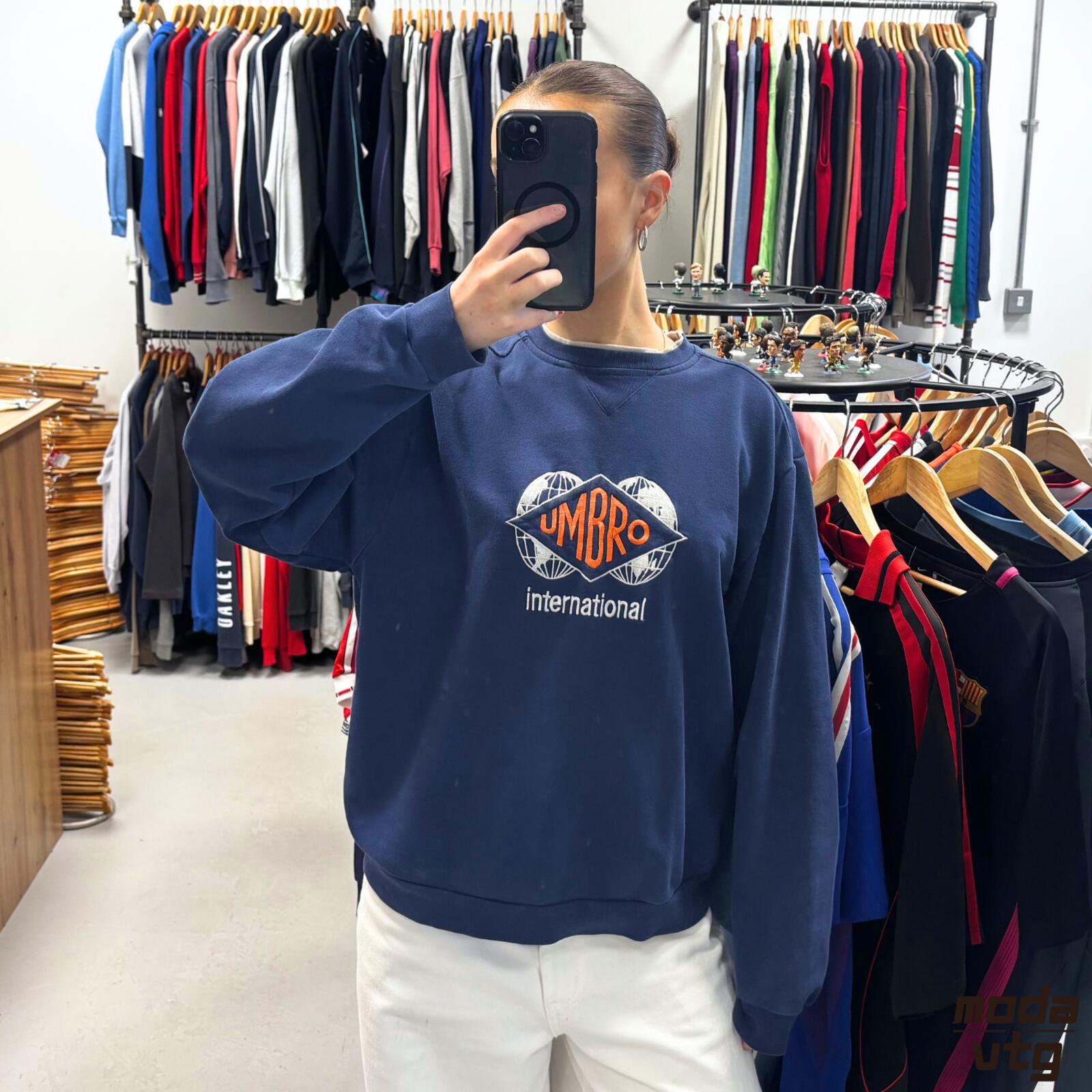 Vintage Y2K Umbro Sweatshirt Navy Medium Retro Unisex