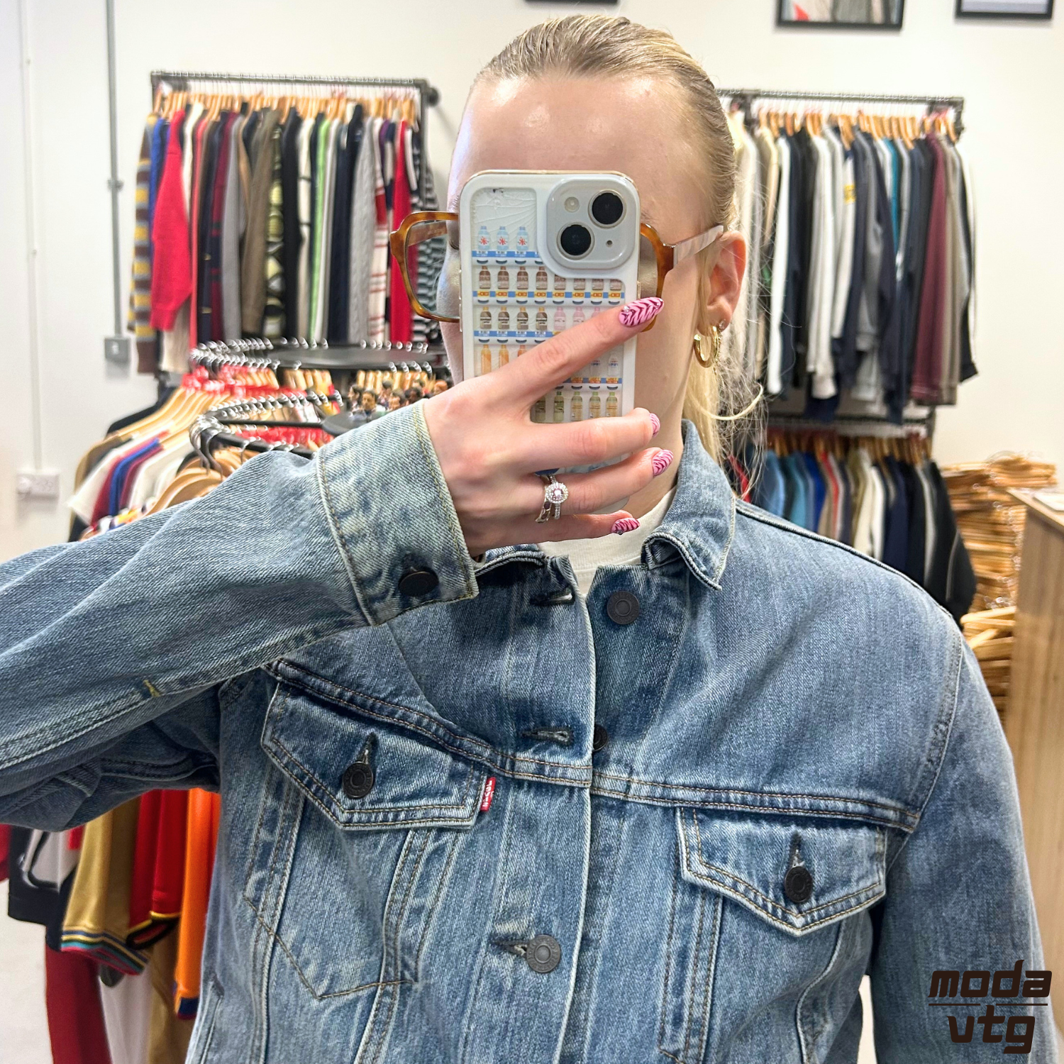 Vintage Y2K Levi’s Denim Jacket Blue Small Retro Unisex Trucker