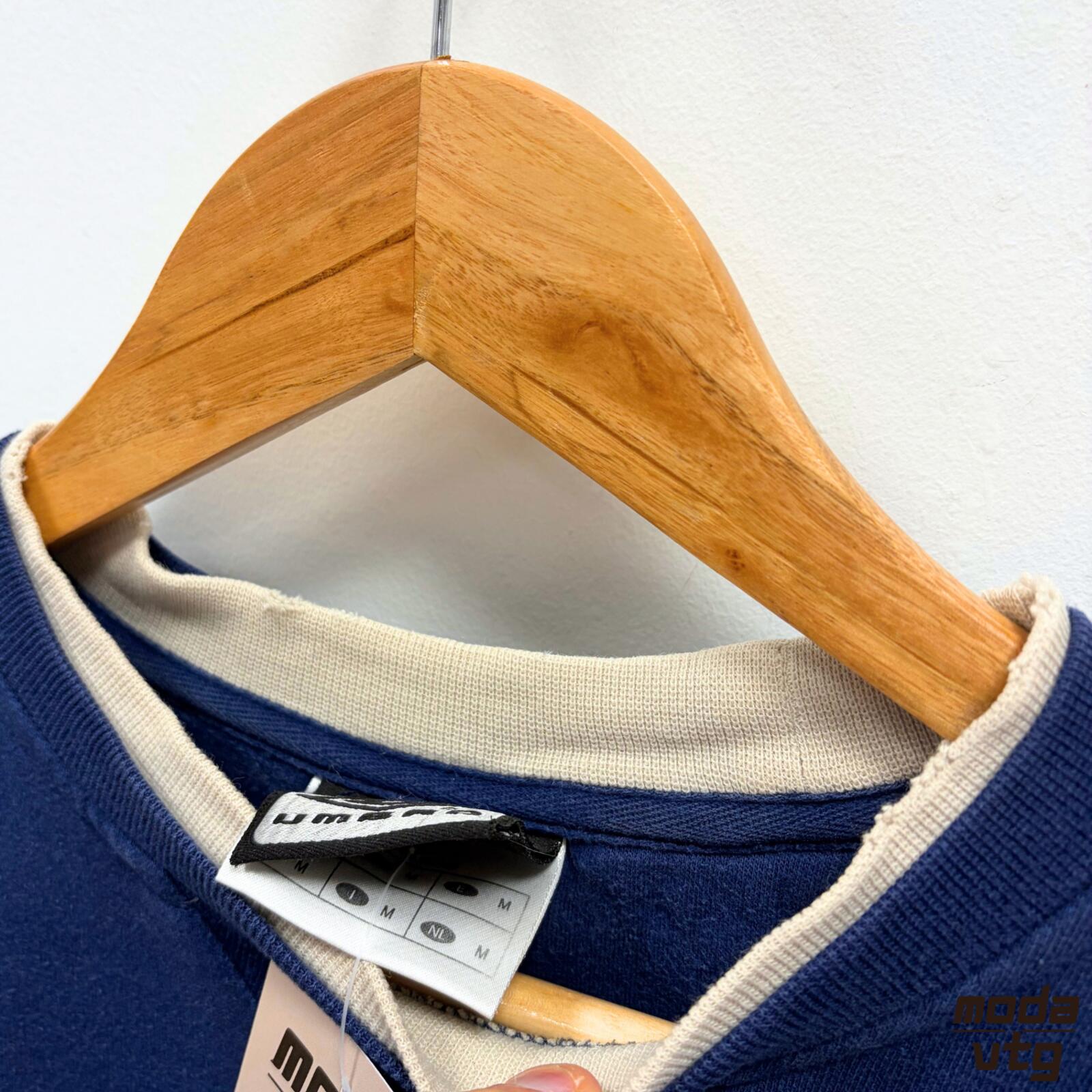 Vintage Y2K Umbro Sweatshirt Navy Medium Retro Unisex