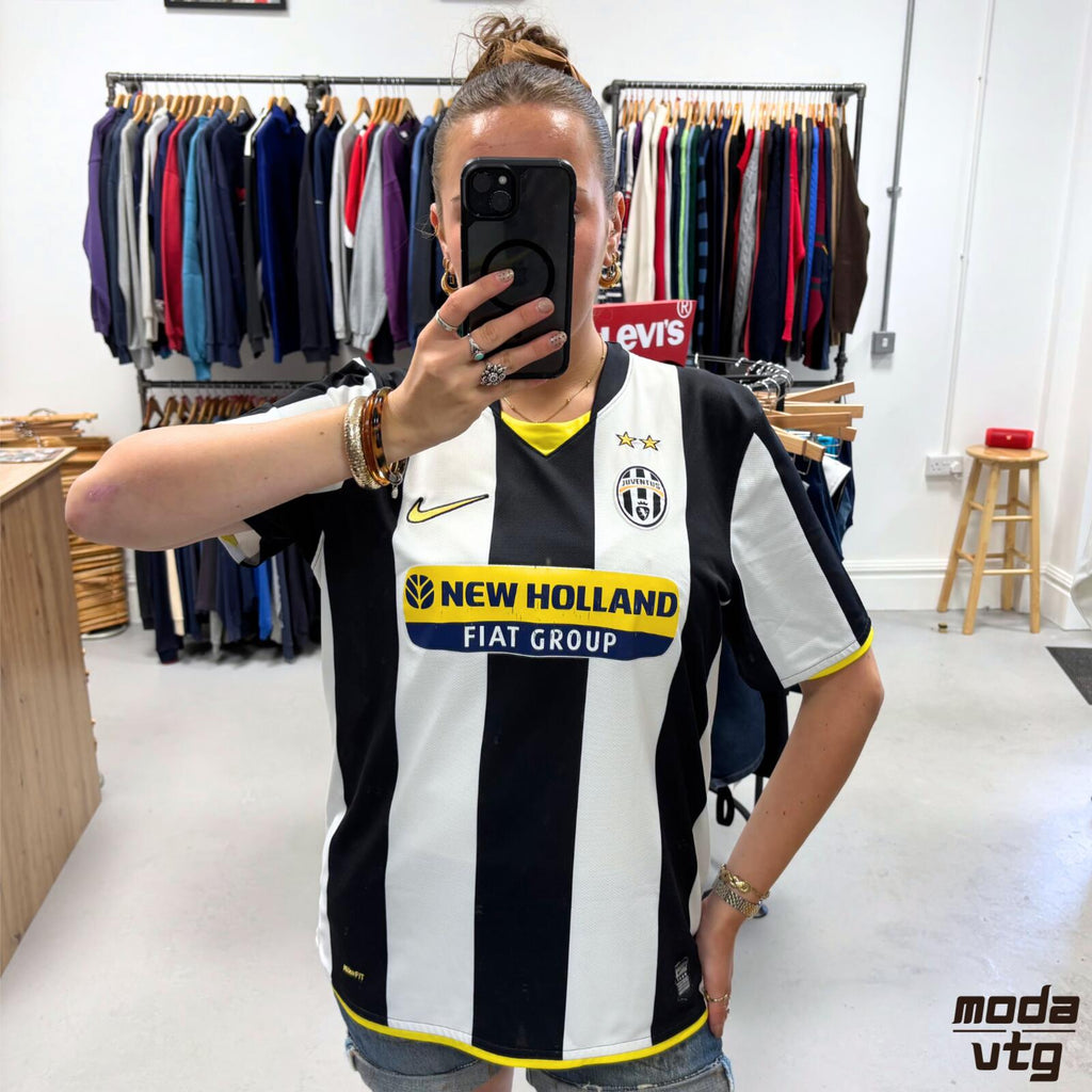 Vintage 2009/10 Juventus Jersey Black White Large Unisex Retro Nike Home