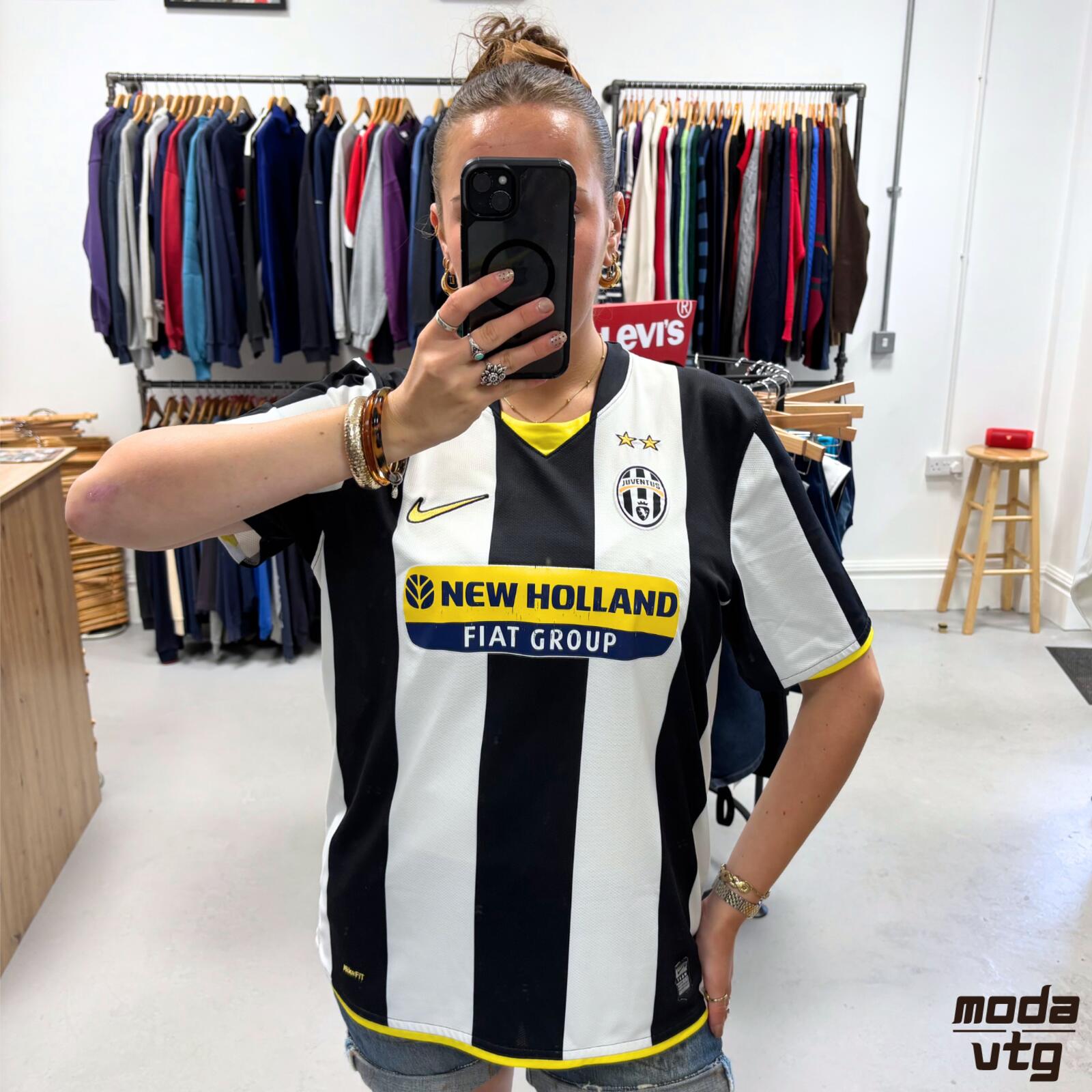 Vintage 2009/10 Juventus Jersey Black White Large Unisex Retro Nike Home