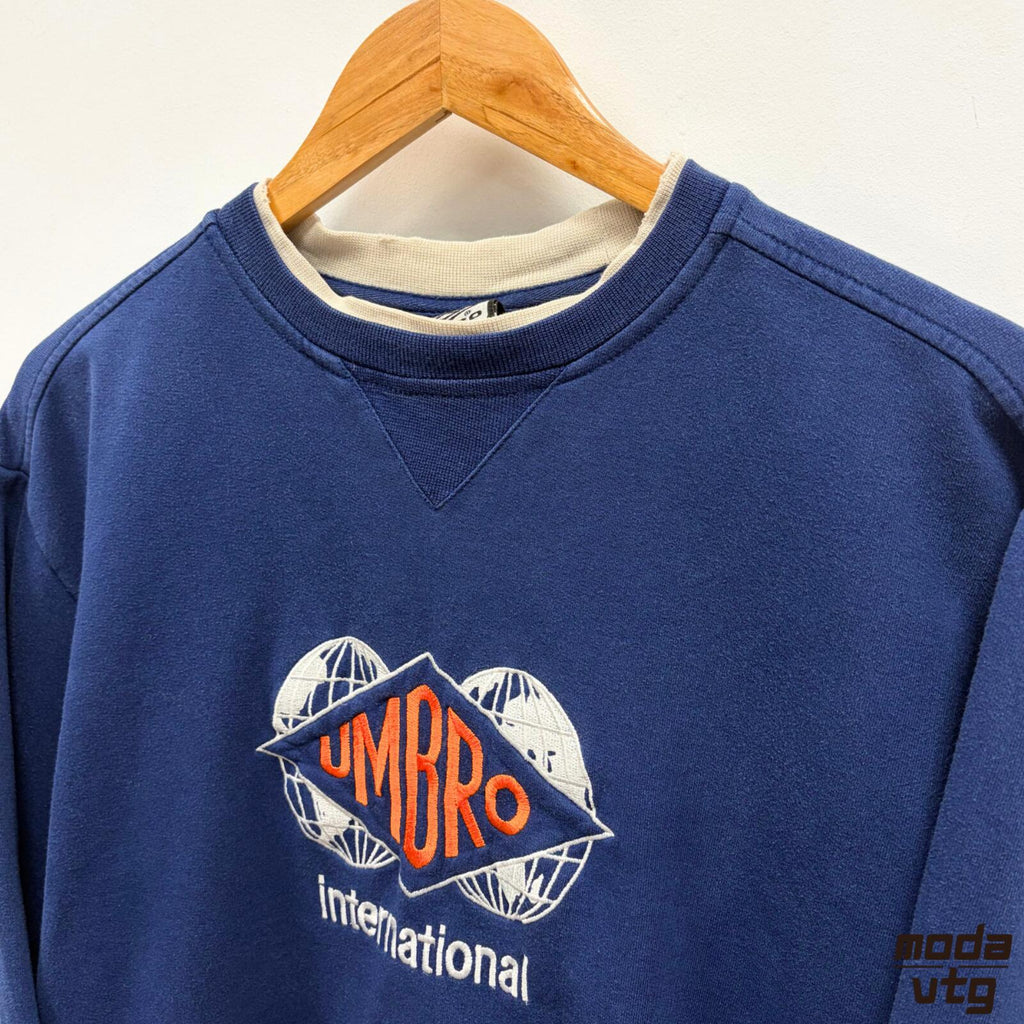 Vintage Y2K Umbro Sweatshirt Navy Medium Retro Unisex
