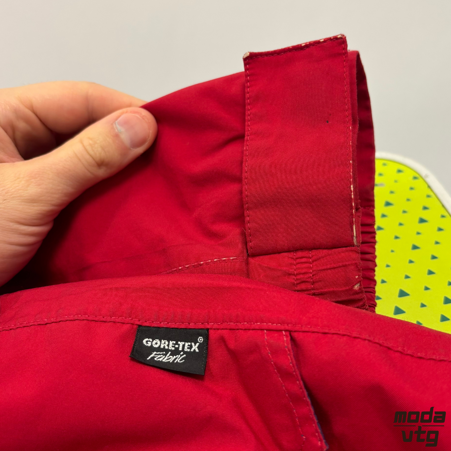 Vintage Y2K Berghaus Raincoat Red Large Goretex Gorpcore