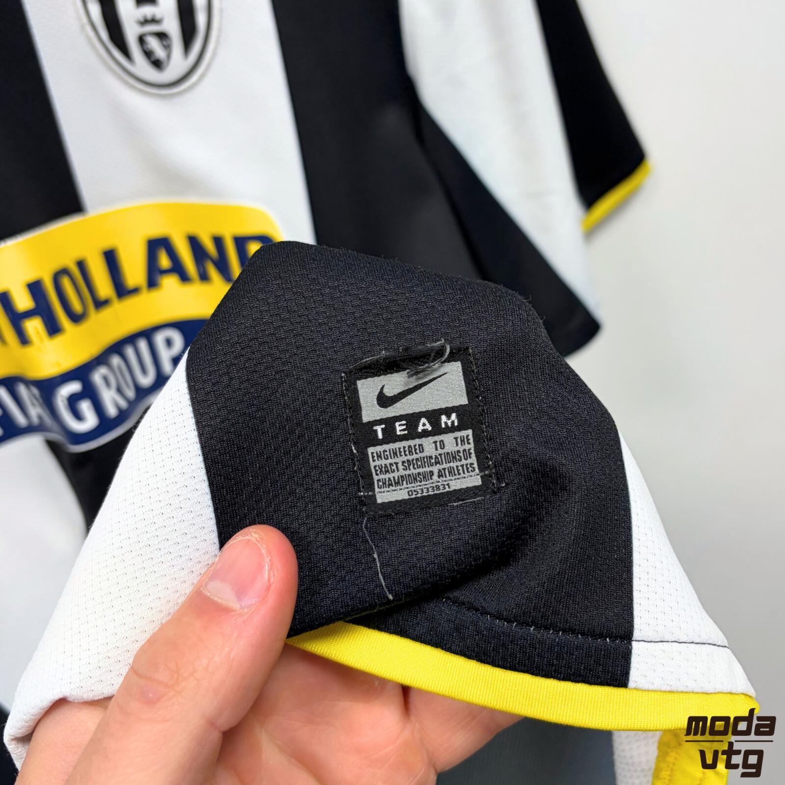 Vintage 2009/10 Juventus Jersey Black White Large Unisex Retro Nike Home