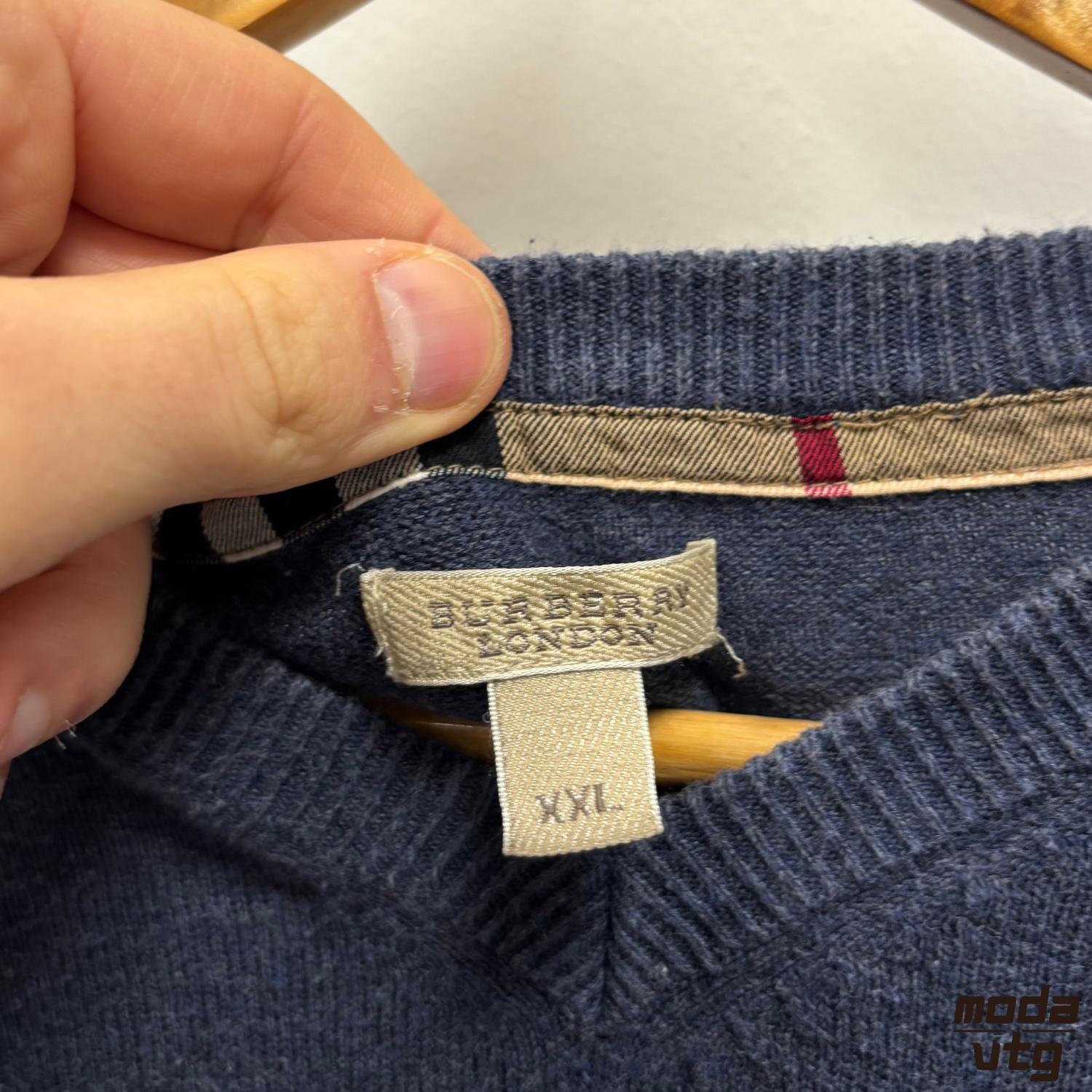 Vintage Y2K Burberry London Knitted Jumper Navy Women’s Medium