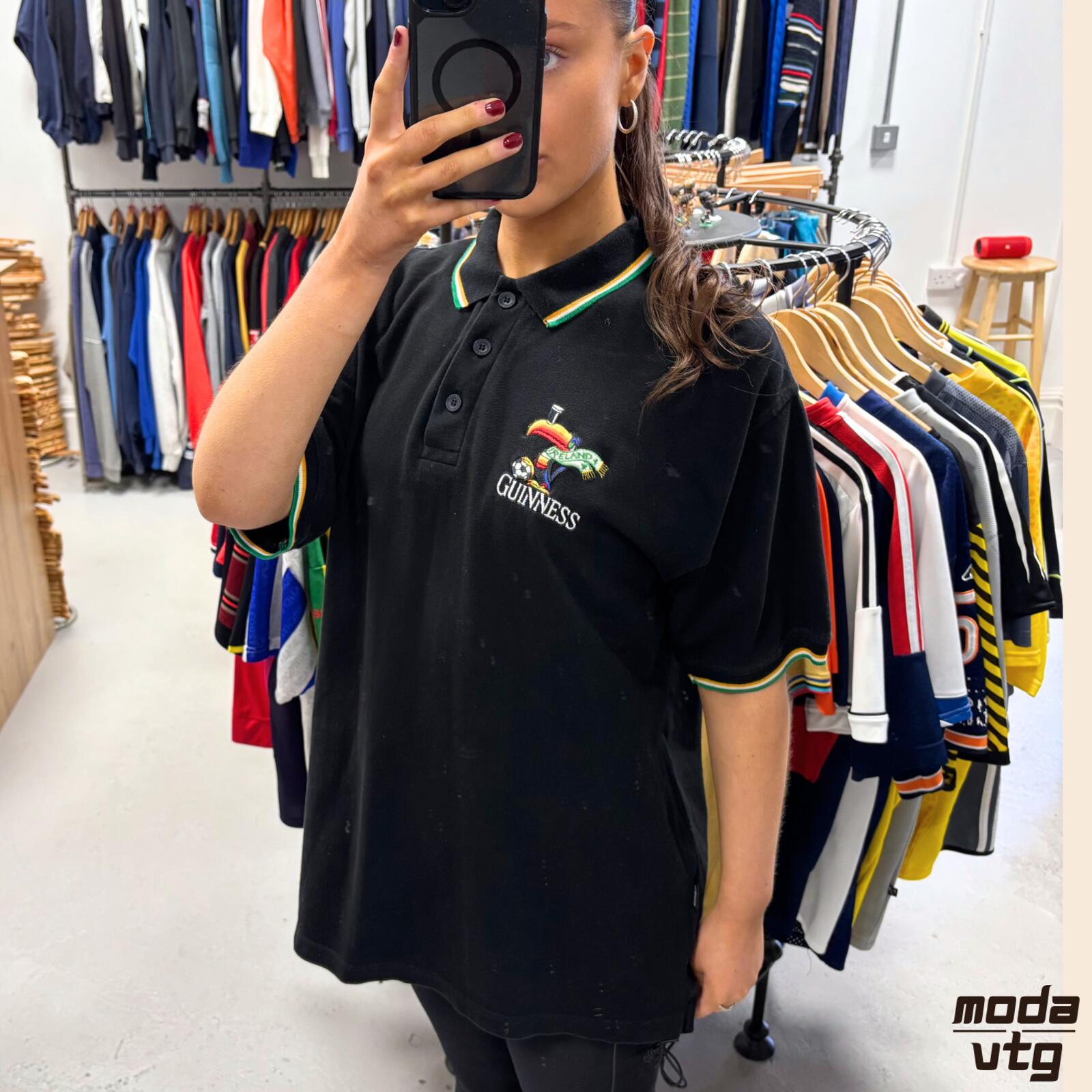 Vintage Y2K Guinness Polo Black Large Retro Unisex