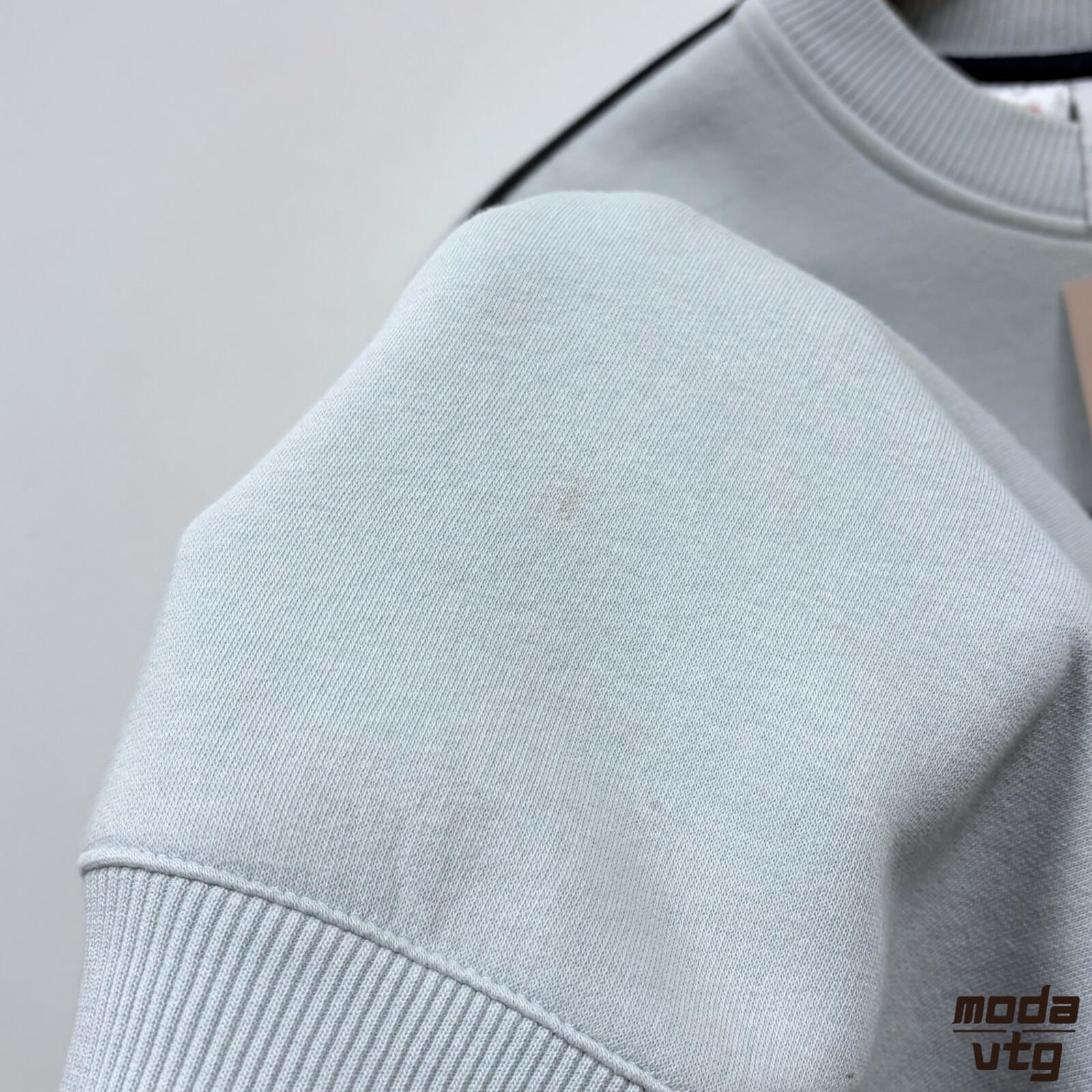 Vintage Y2K Adidas Sweatshirt Blue Small Retro Unisex
