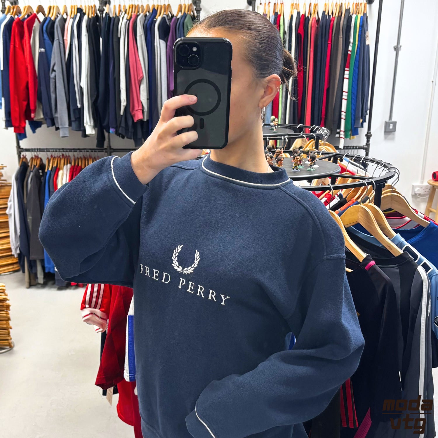 Vintage Y2K Fred Perry Sweatshirt Navy Small Retro Unisex