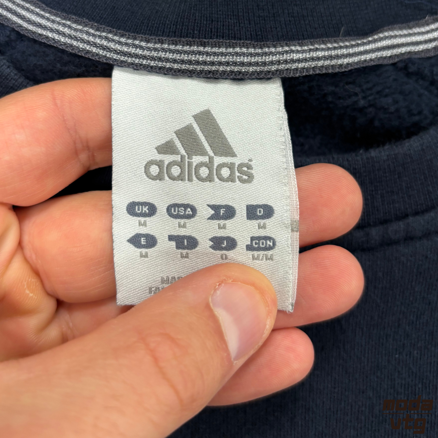 Vintage Y2K Adidas Sweatshirt Navy Medium