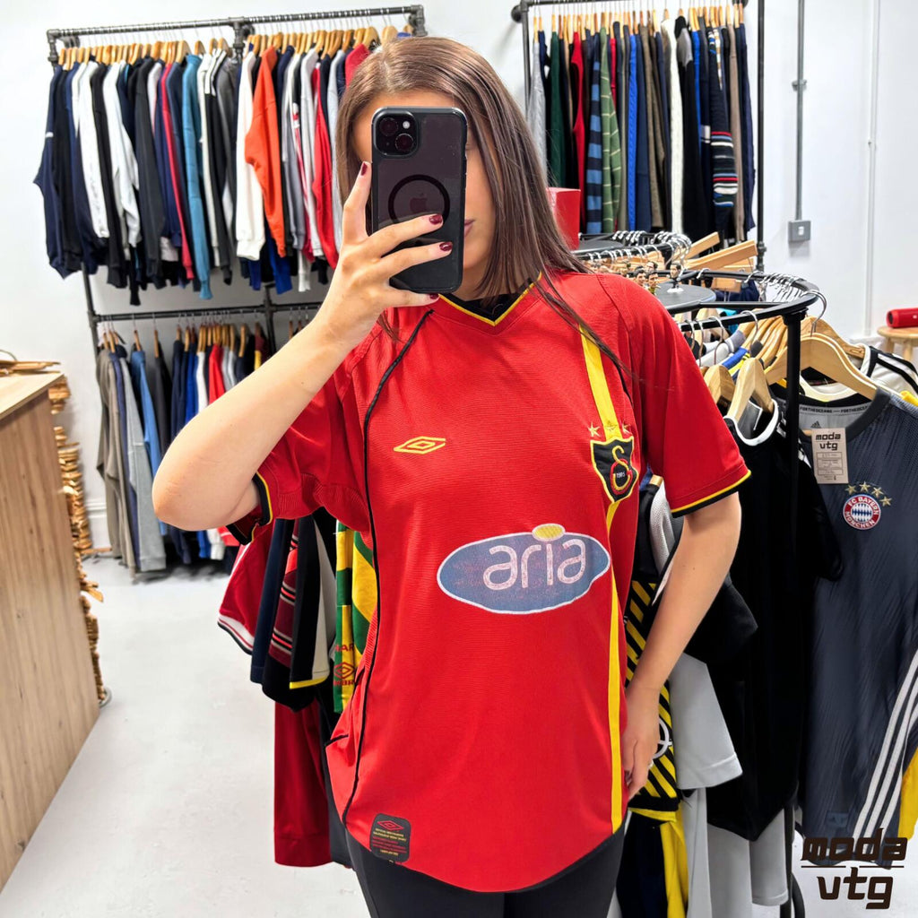 Vintage 2002-2003 Galatasaray Jersey Red Medium Retro Unisex Home Umbro
