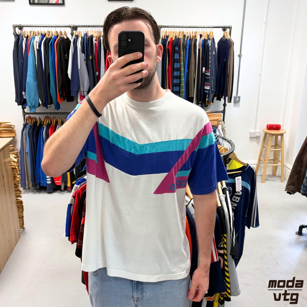 Vintage 90s Adidas T-Shirt White XL Retro Holiday Summer