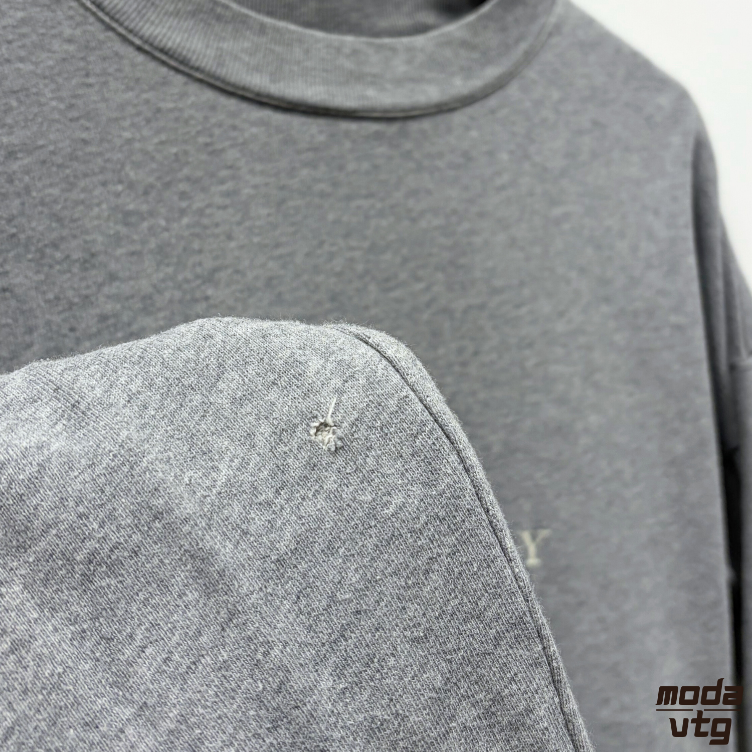 Vintage Y2K Fred Perry Sweatshirt Grey Small Unisex Retro Spellout