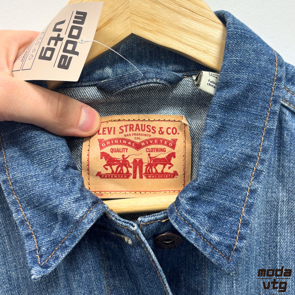 Vintage Y2K Levi’s Denim Jacket Navy Women’s Small Retro