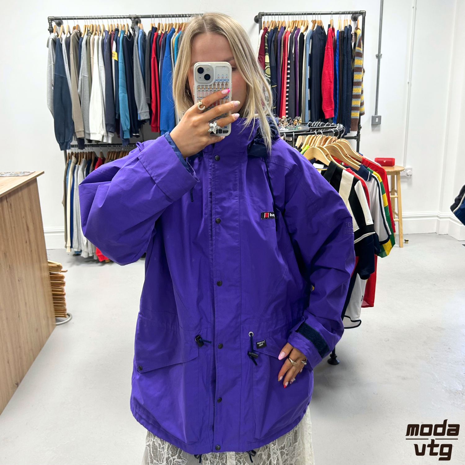 Vintage 90s Berghaus Raincoat Purple Women’s XL Goretex Walking Gorpcore