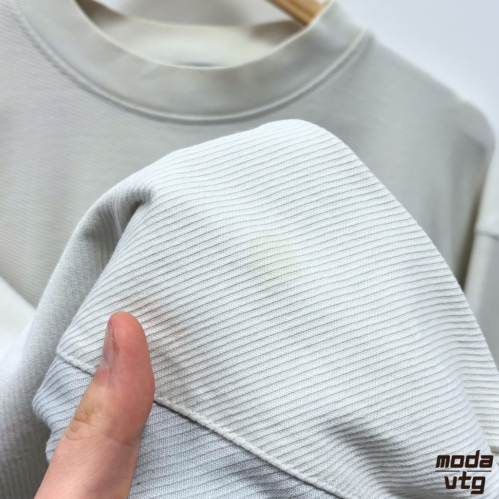 Vintage Y2K Reebok Sweatshirt White Medium Retro