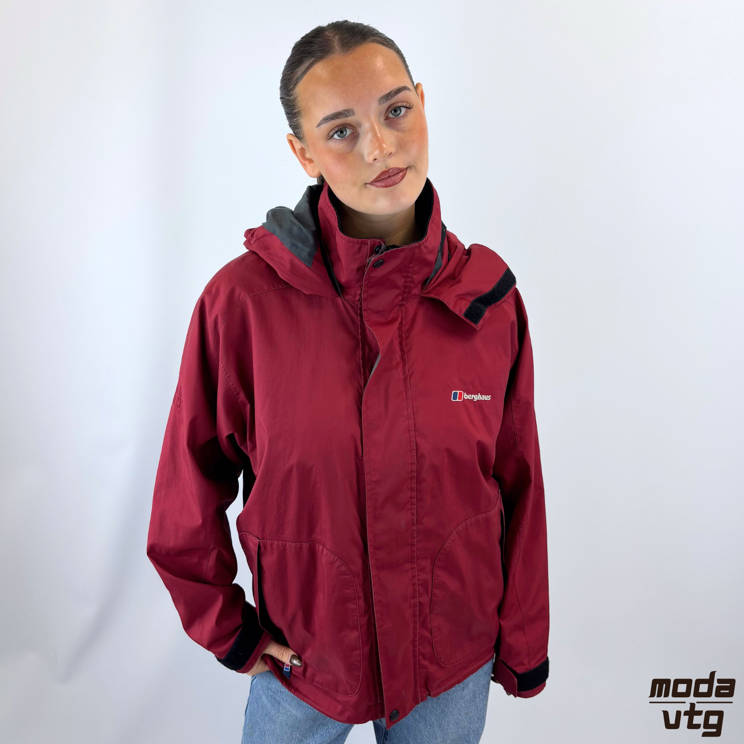 Vintage Y2K Berghaus Raincoat Burgundy Women’s Medium Aquafoil Pro 2 Gorpcore