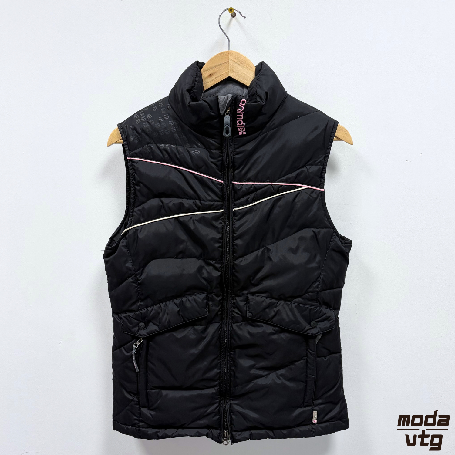 Vintage Y2K Animal Puffer Gilet Black Women’s Medium Y2K