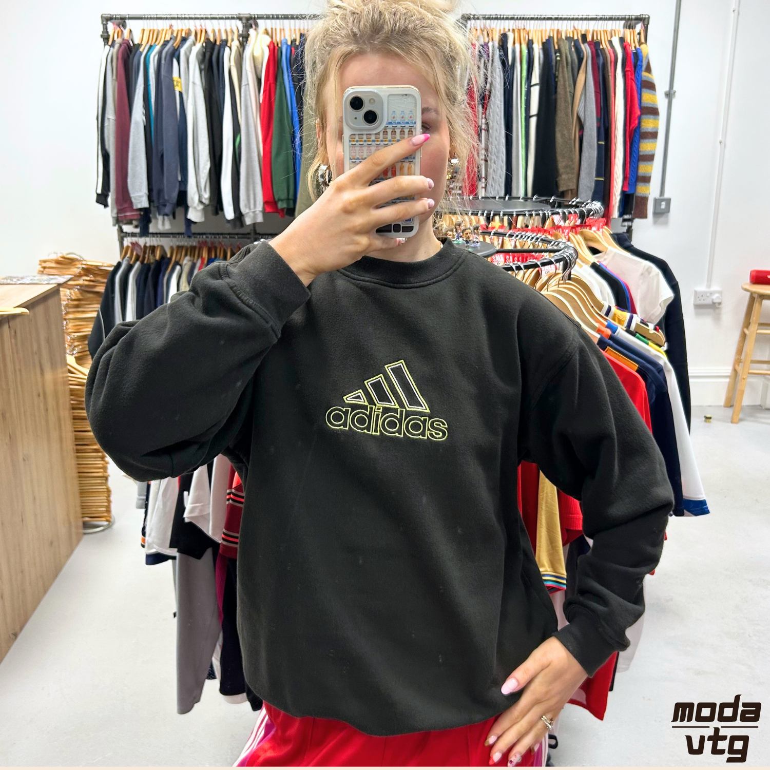 Vintage 90s Adidas Sweatshirt Black Medium Retro Unisex