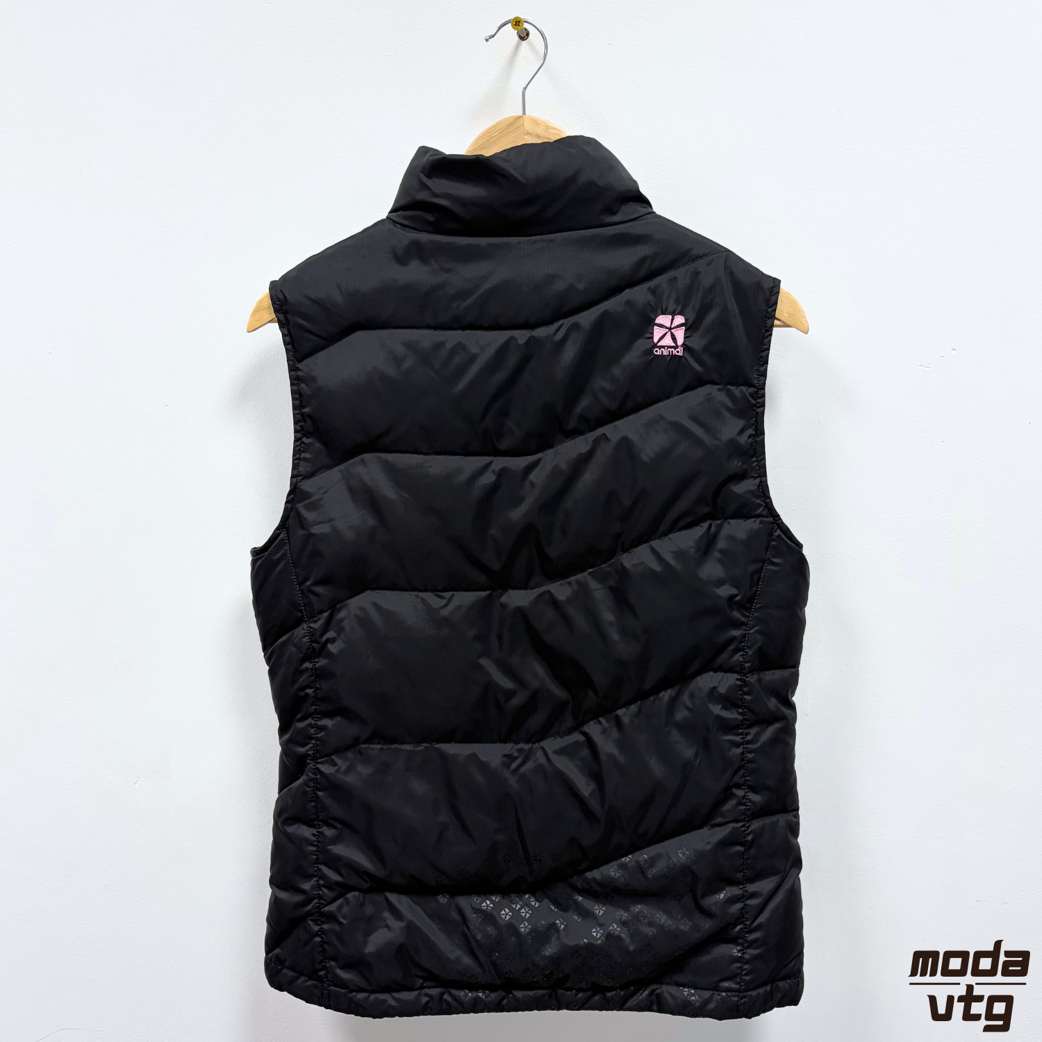 Vintage Y2K Animal Puffer Gilet Black Women’s Medium Y2K
