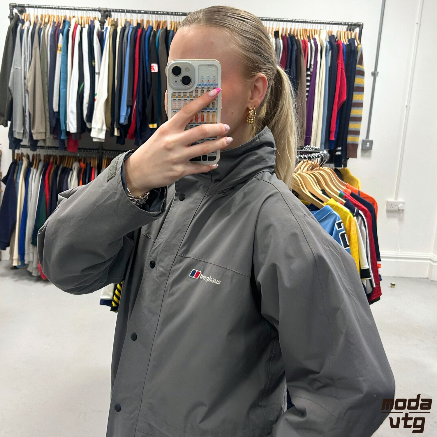 Vintage 90s Berghaus Raincoat Grey Women’s Large Goretex Walking Gorpcore