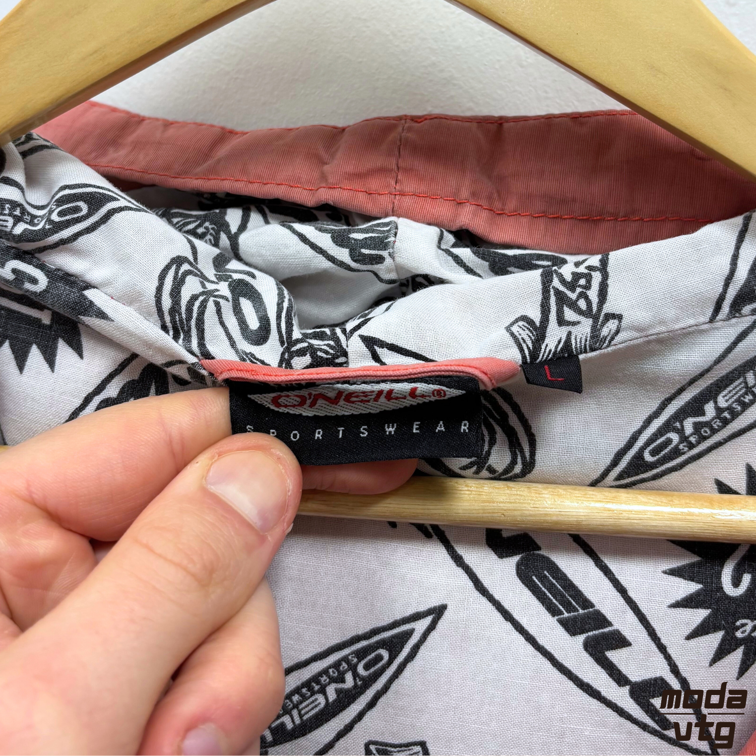 Vintage Y2K O’Neill Raincoat Pink XL