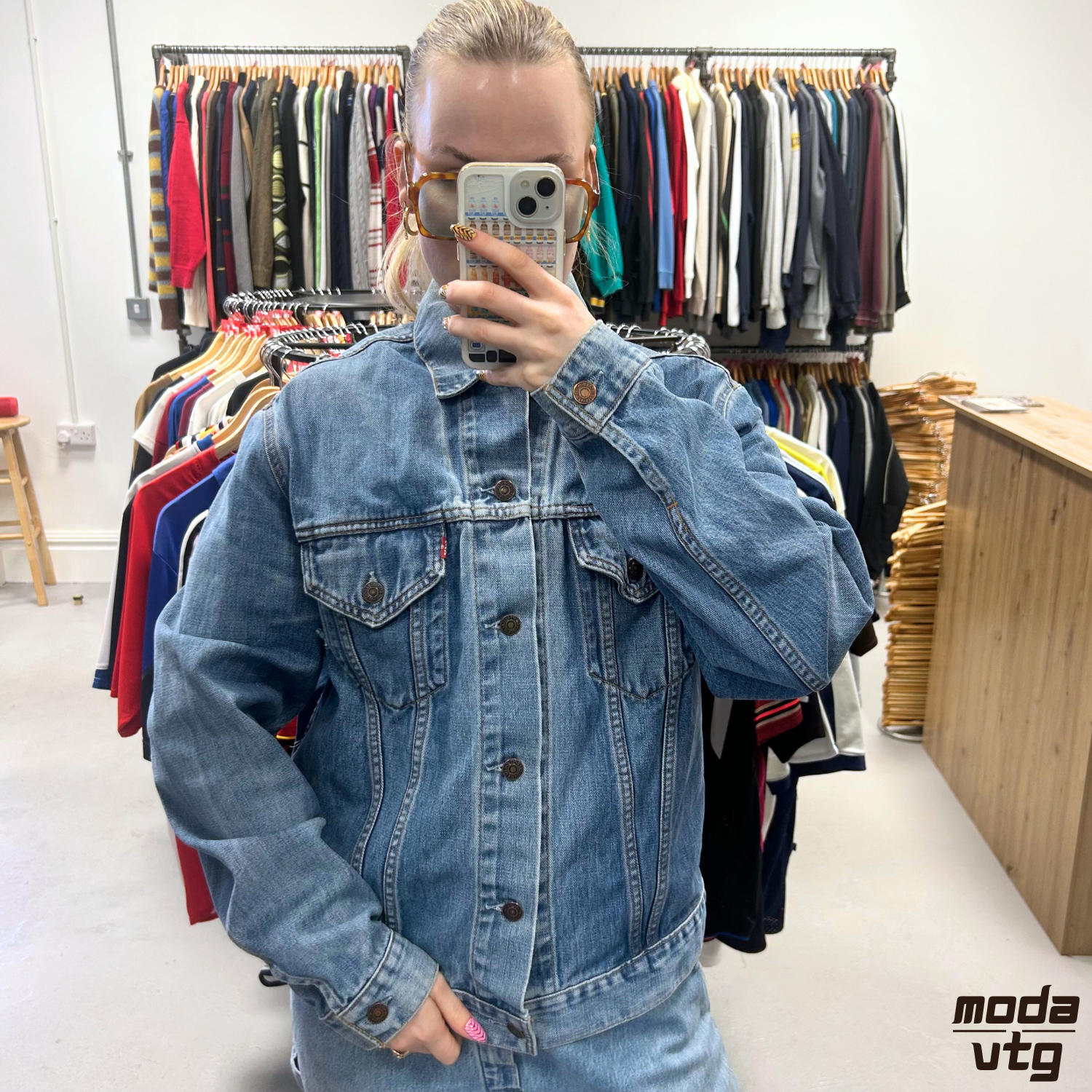 Vintage Y2K Levi’s Denim Jacket Blue Medium Retro Unisex Trucker
