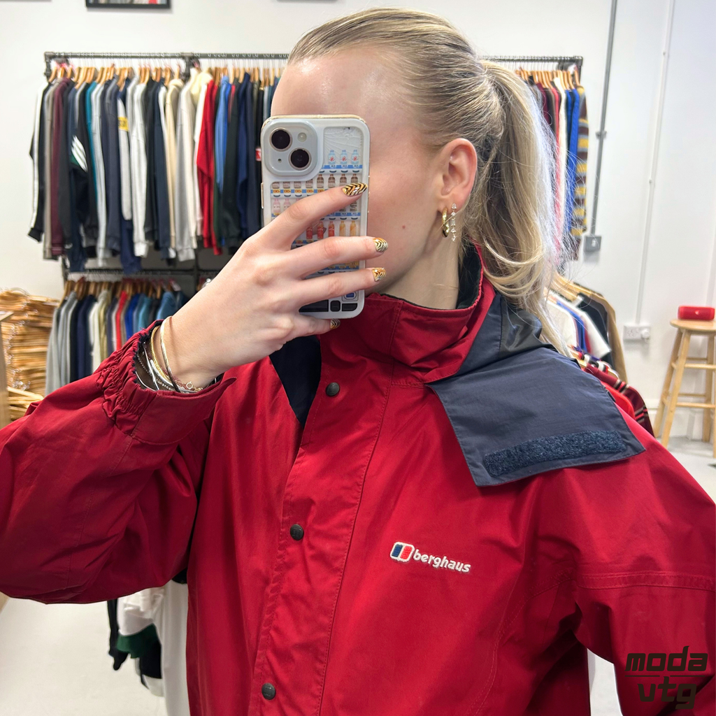 Vintage Y2K Berghaus Raincoat Red Women’s Medium Goretex Retro