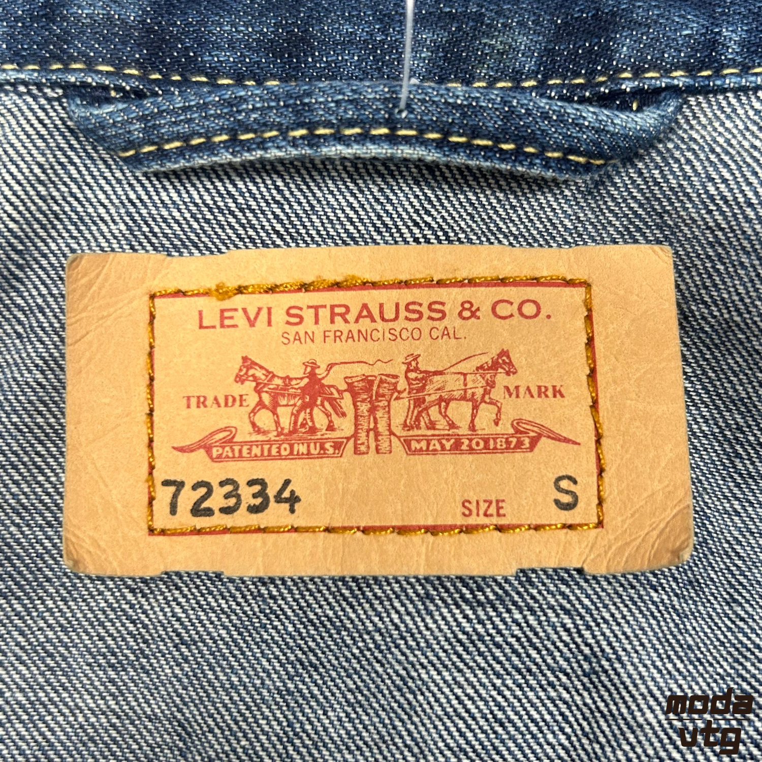 Vintage Y2K Levi’s Denim Jacket Navy Women’s Small Retro Trucker