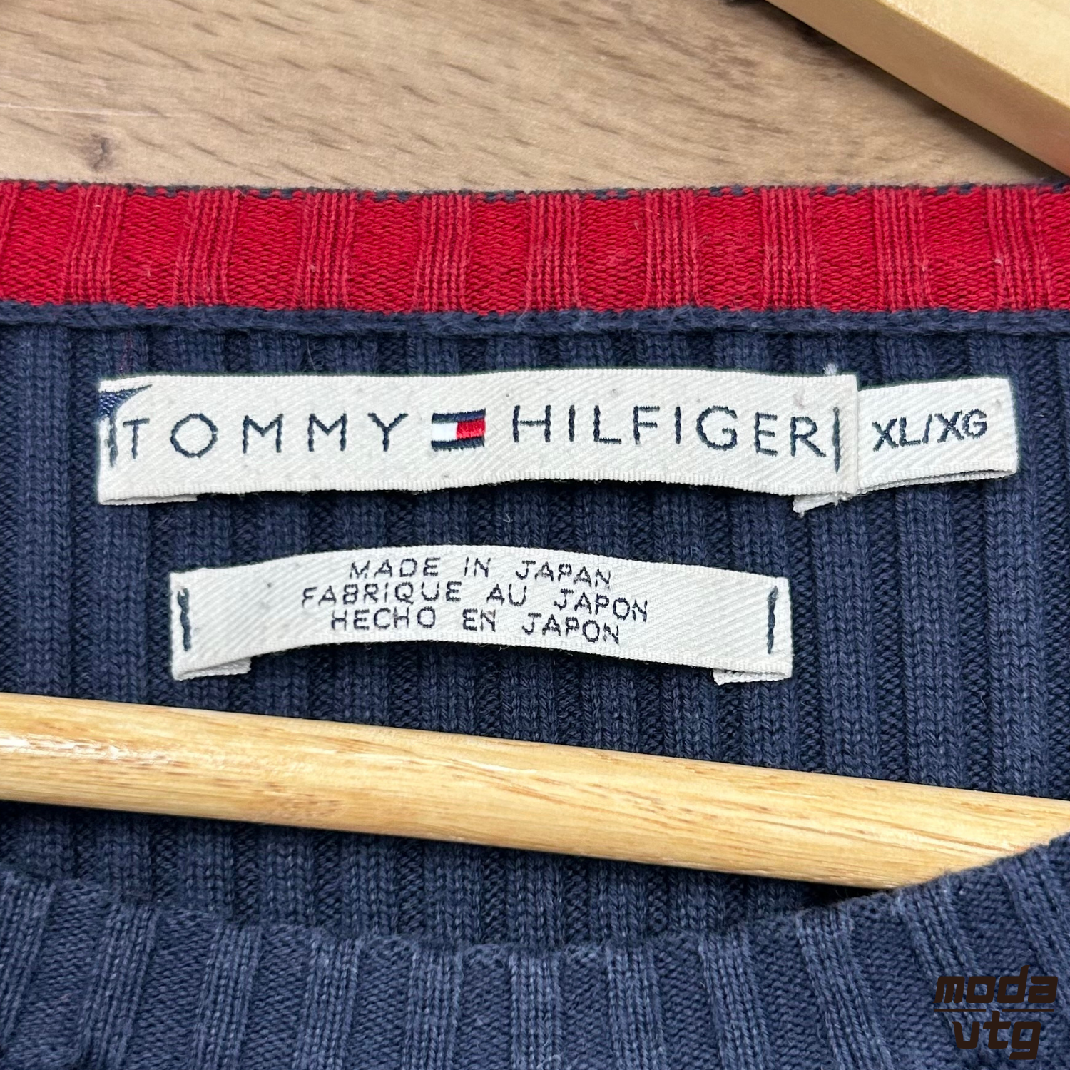 Vintage Y2K Tommy Hilfiger Knitted Jumper Navy Women’s Small Retro