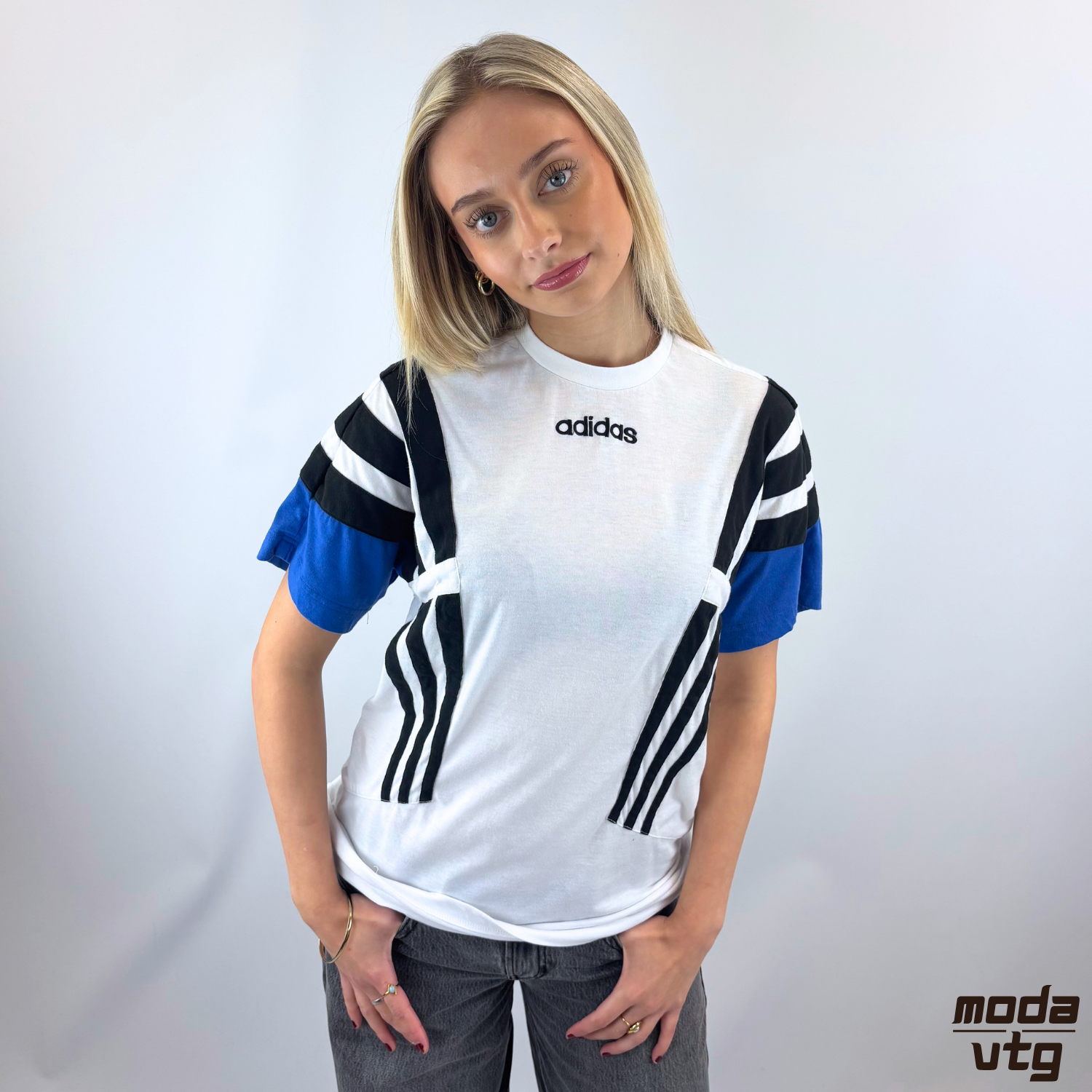 Vintage 90s Adidas T-Shirt White XS Holiday Summer