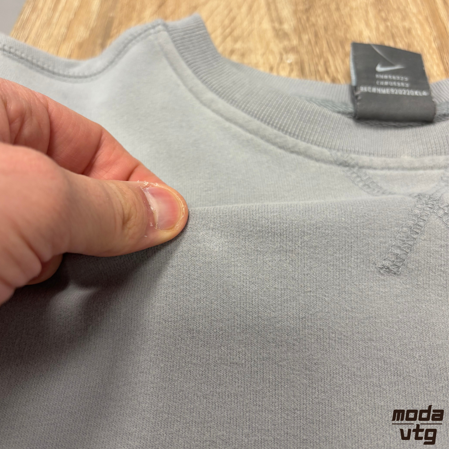 Vintage Y2K Nike Sweatshirt Grey XS