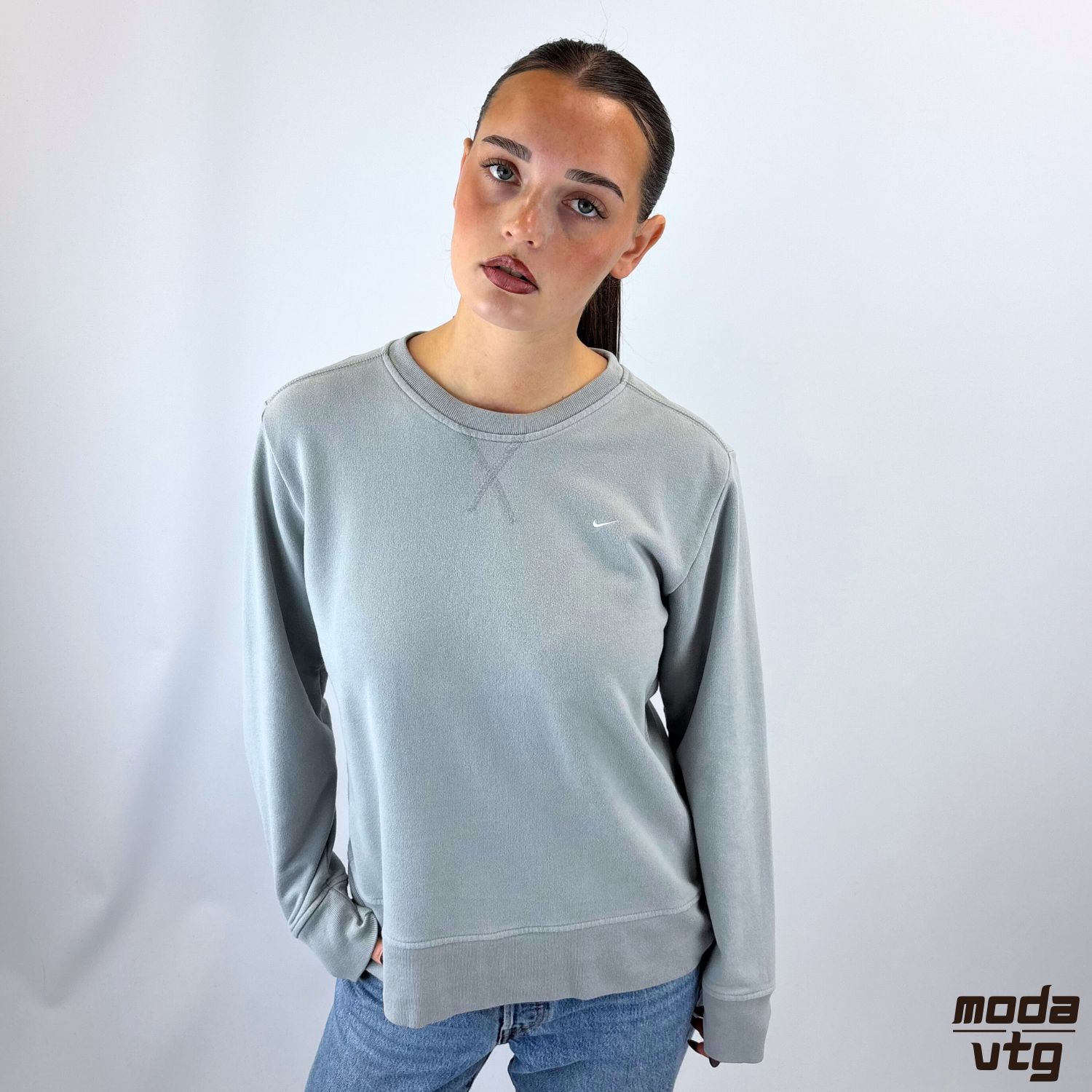 Vintage Y2K Nike Sweatshirt Grey XS