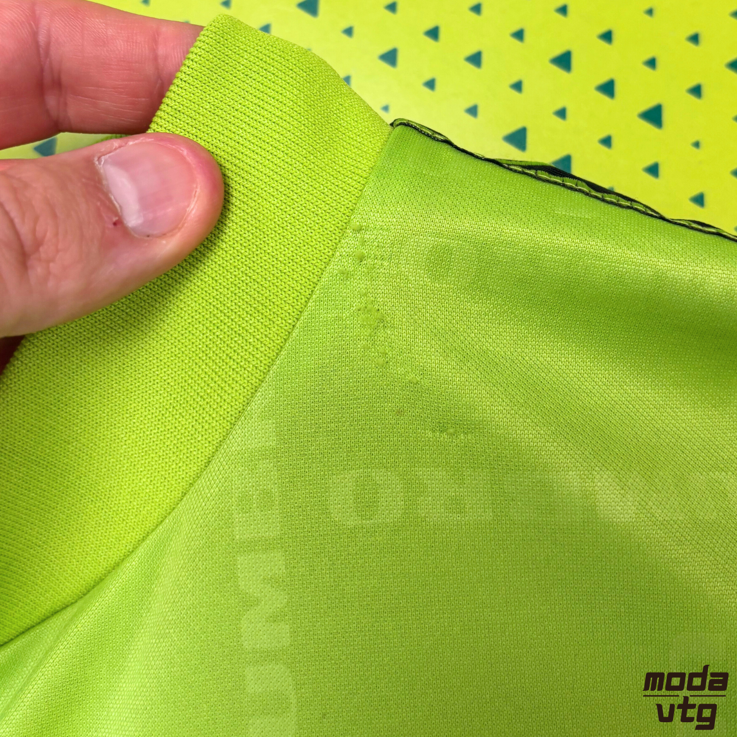 Vintage 90s Umbro Jersey Green Large Blokecore Football