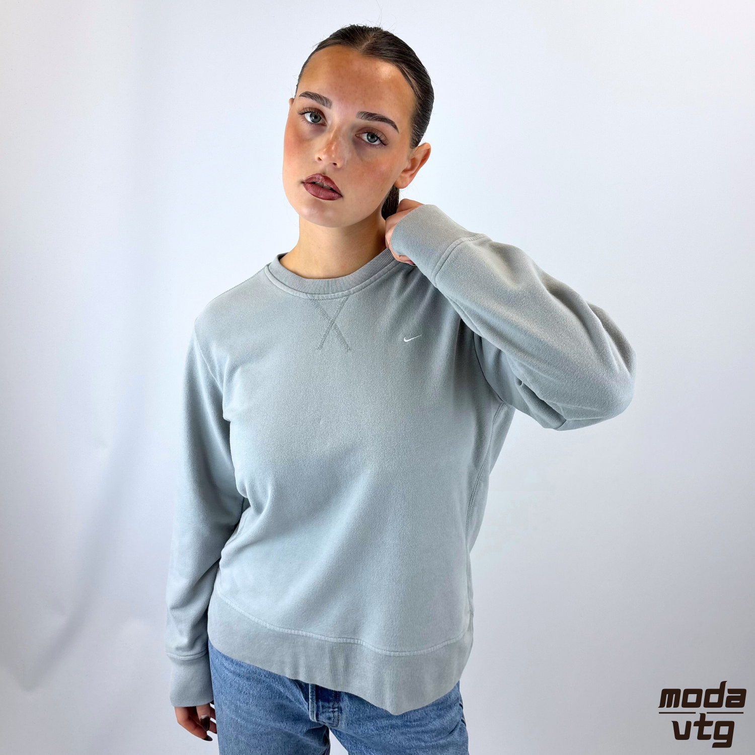 Vintage Y2K Nike Sweatshirt Grey XS