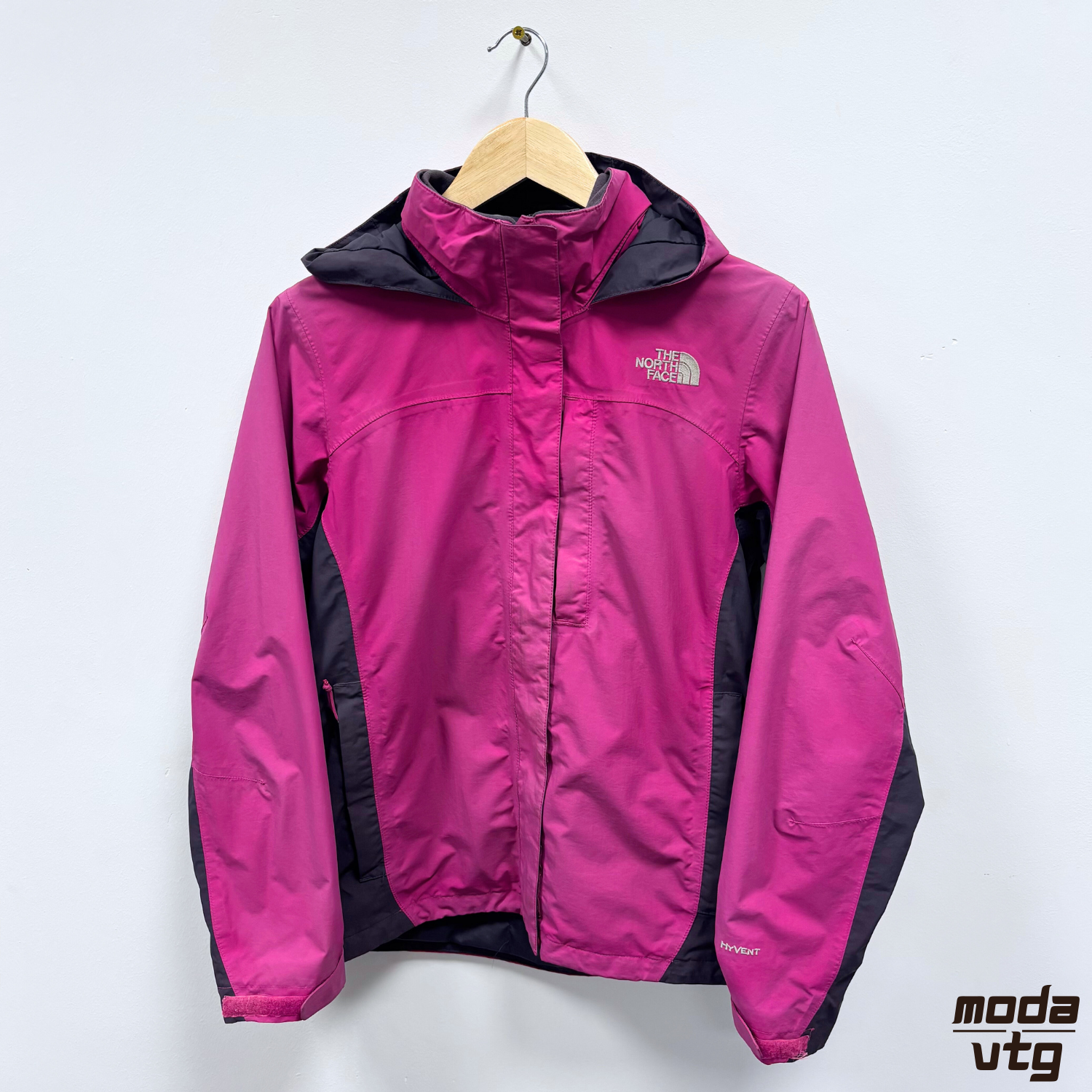 Vintage Y2K The North Face Raincoat Women’s Medium Pink Walking Winter Gorpcore