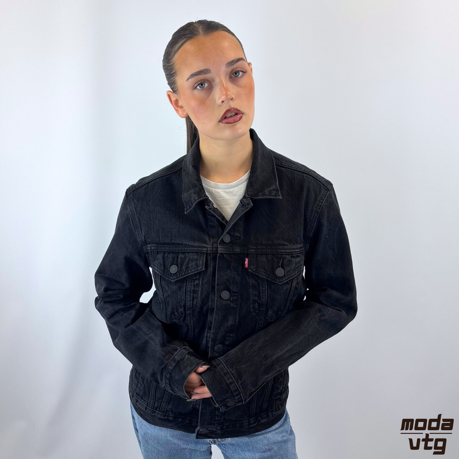 Vintage Y2K Levi’s Denim Jacket Black Women’s Medium