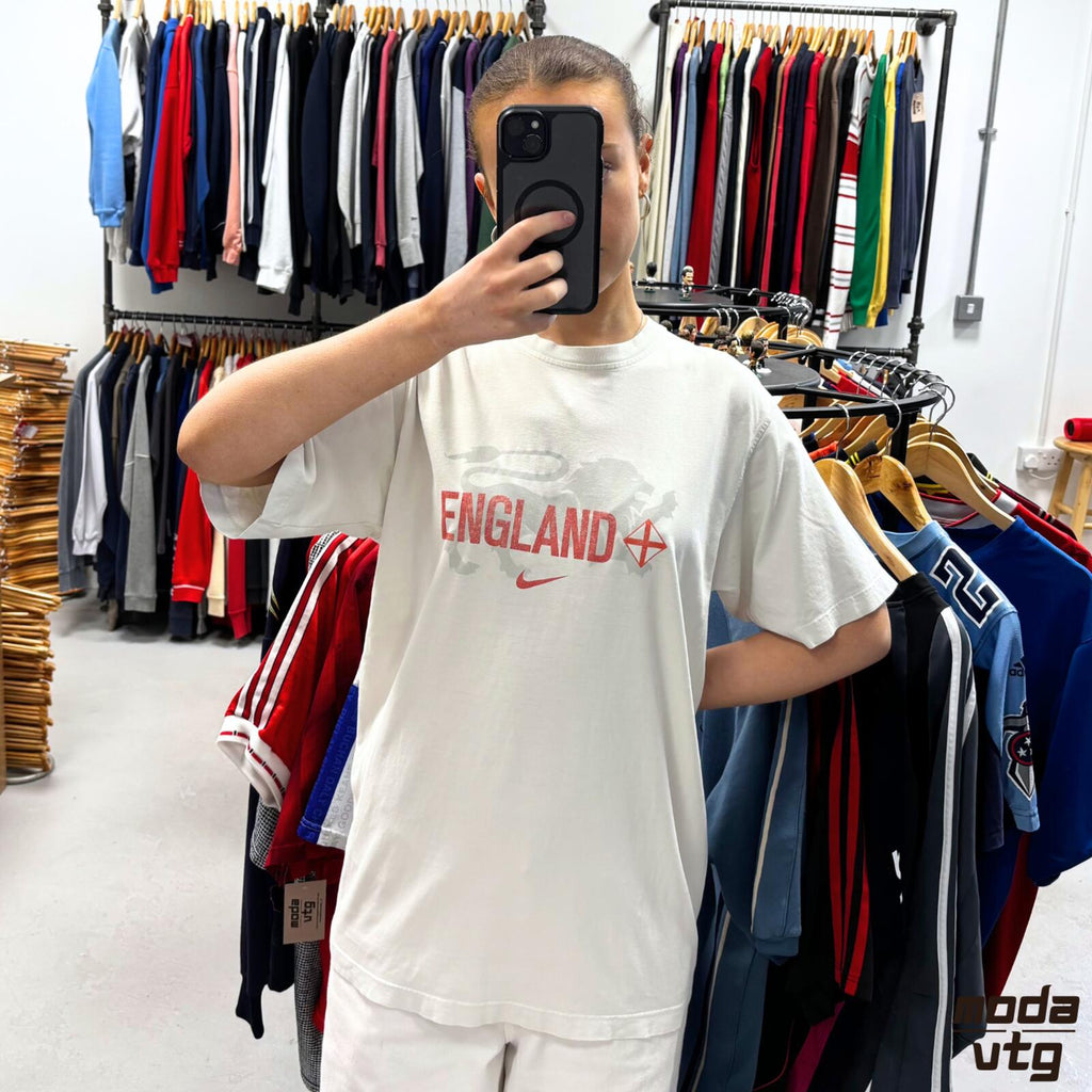Vintage Y2K England T-Shirt White Large Nike Retro Unisex