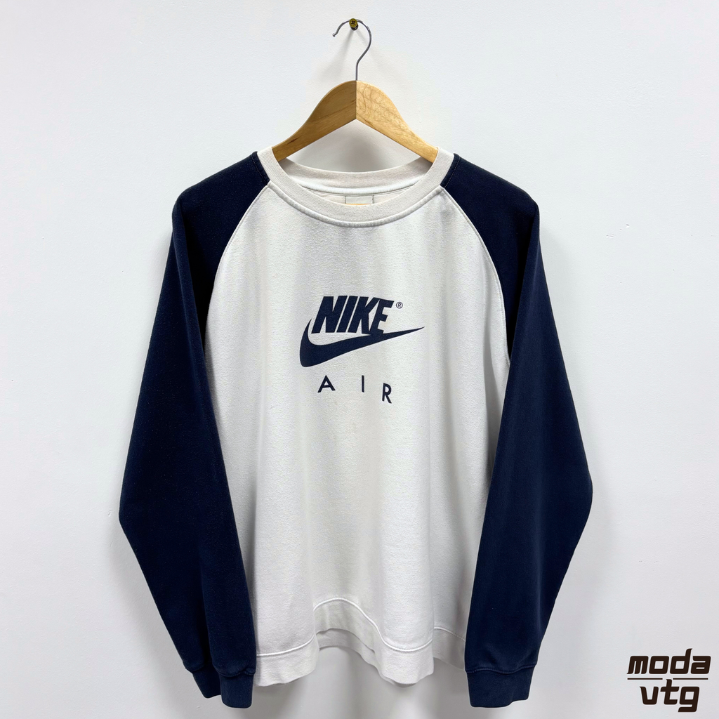 Vintage Y2K Nike Sweatshirt White Large