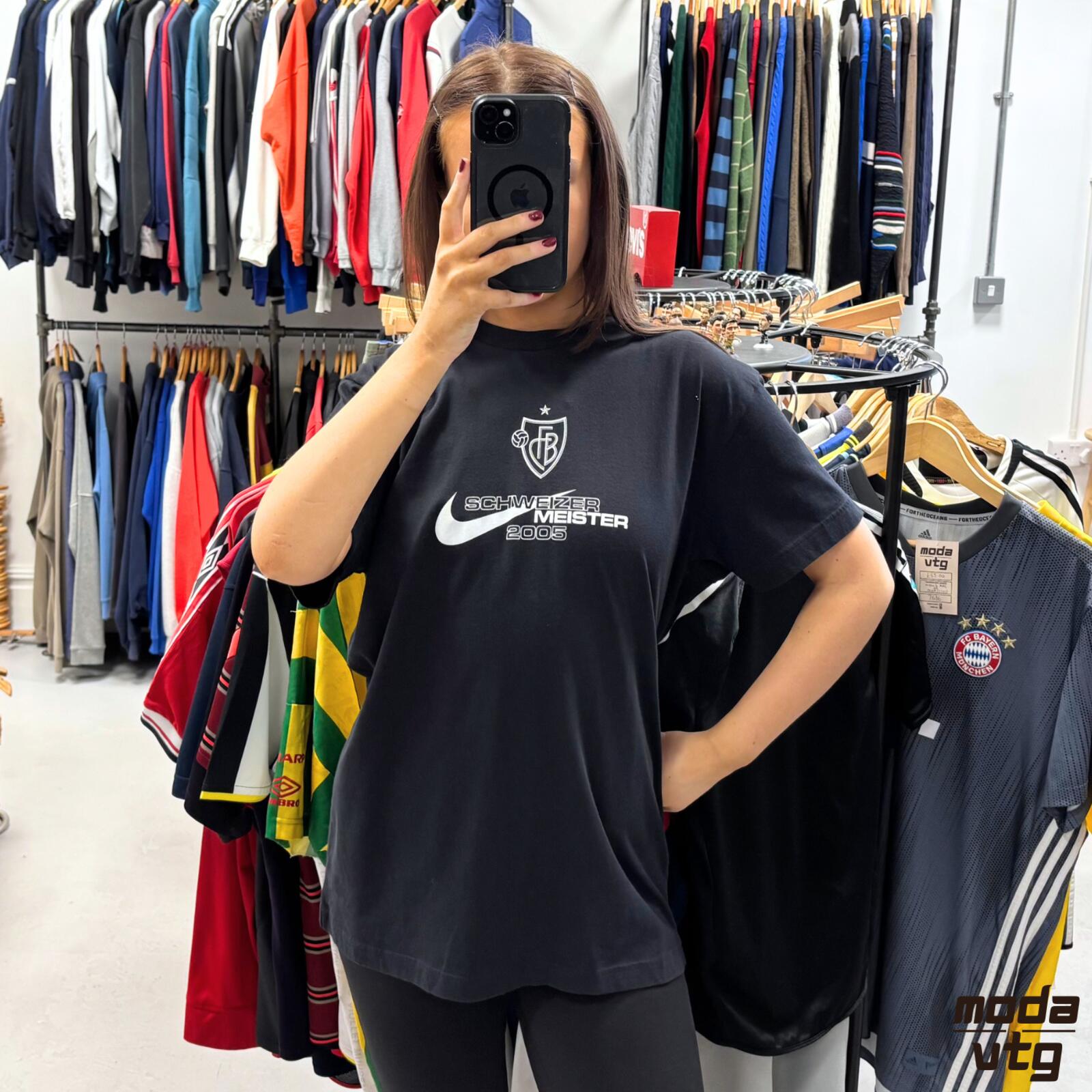 Vintage Y2K FC Basel T-Shirt Black Large Retro Unisex Nike