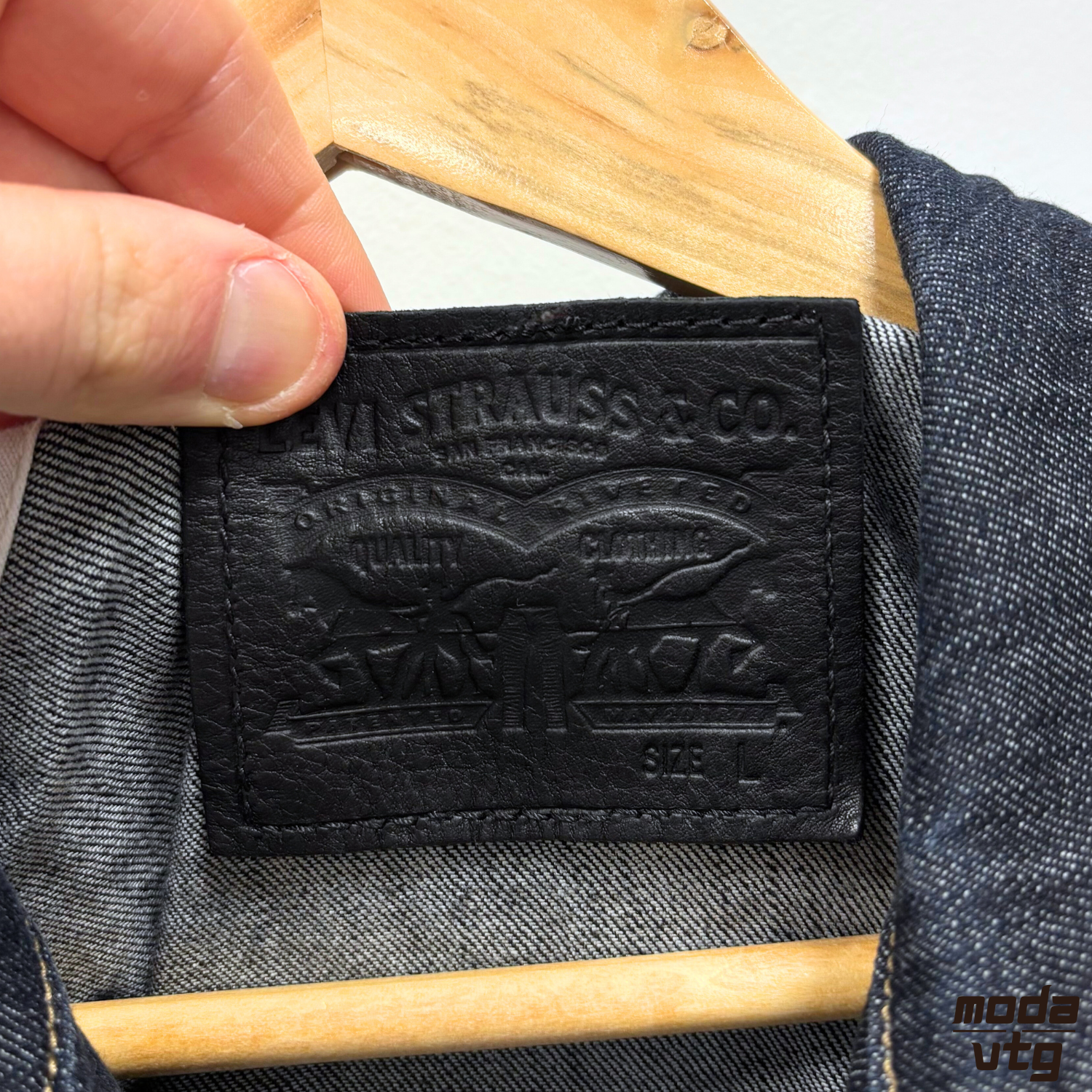 Vintage Y2K Levi’s Denim Jacket Navy Large