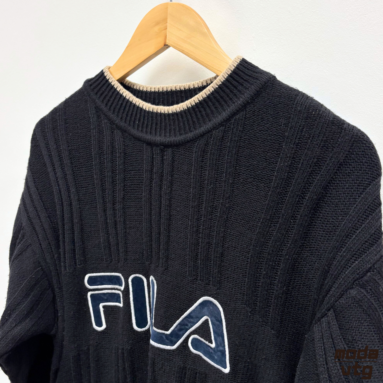 Vintage Y2K Fila Knitted Jumper Black Medium Retro
