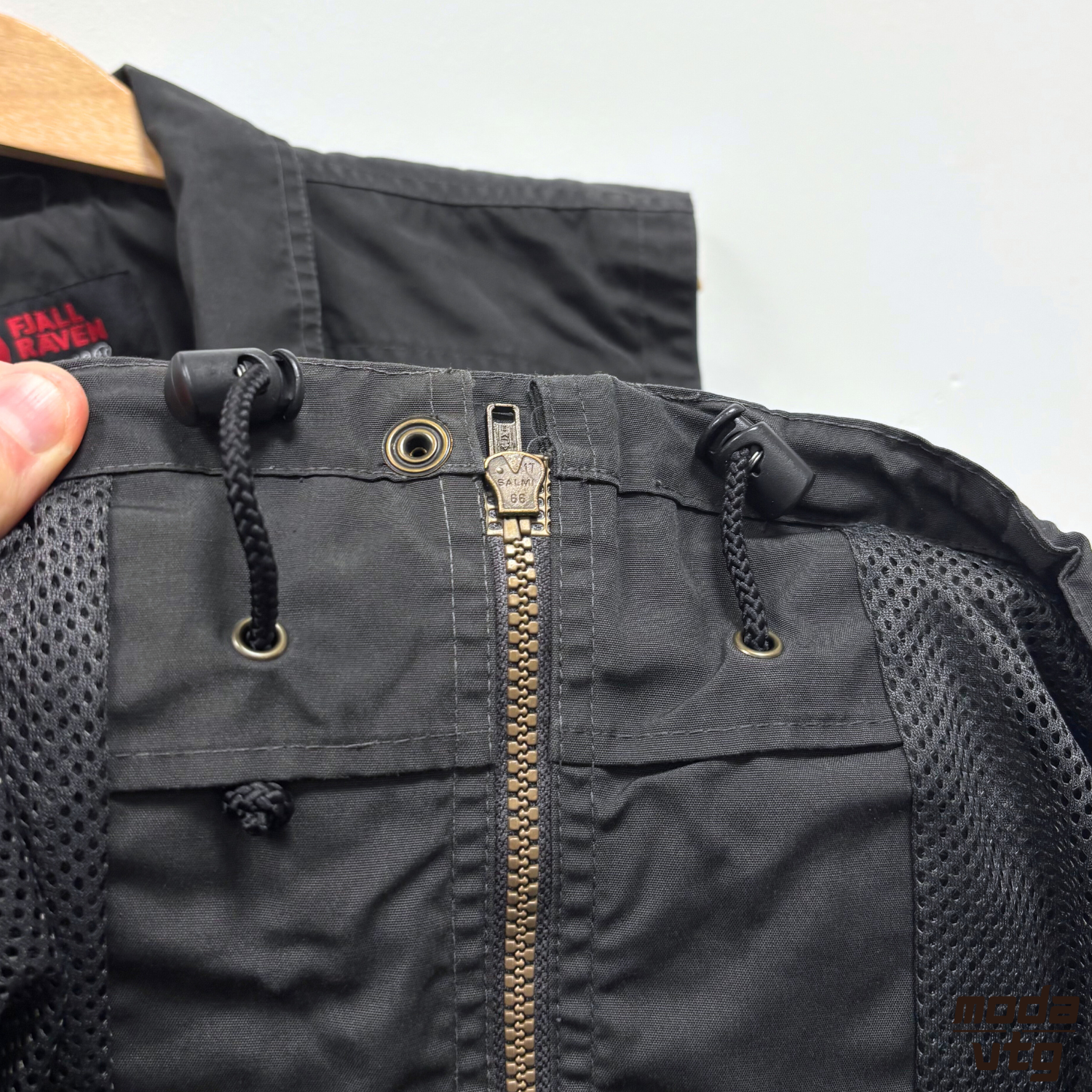 Vintage Y2K Fjällräven Vest Grey Small Hiking