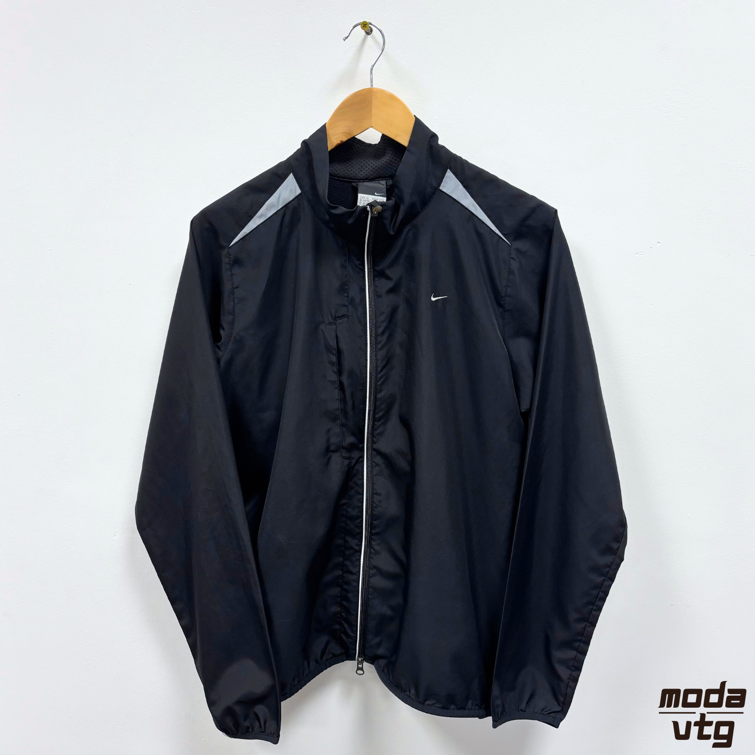 Vintage Y2K Nike Track Jackets Black Large