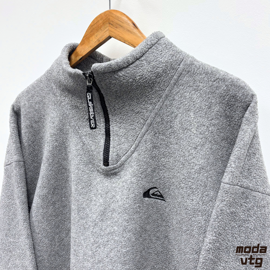 Vintage Y2K Quiksilver Fleece Grey Medium Polartec Winter Quarter Zip