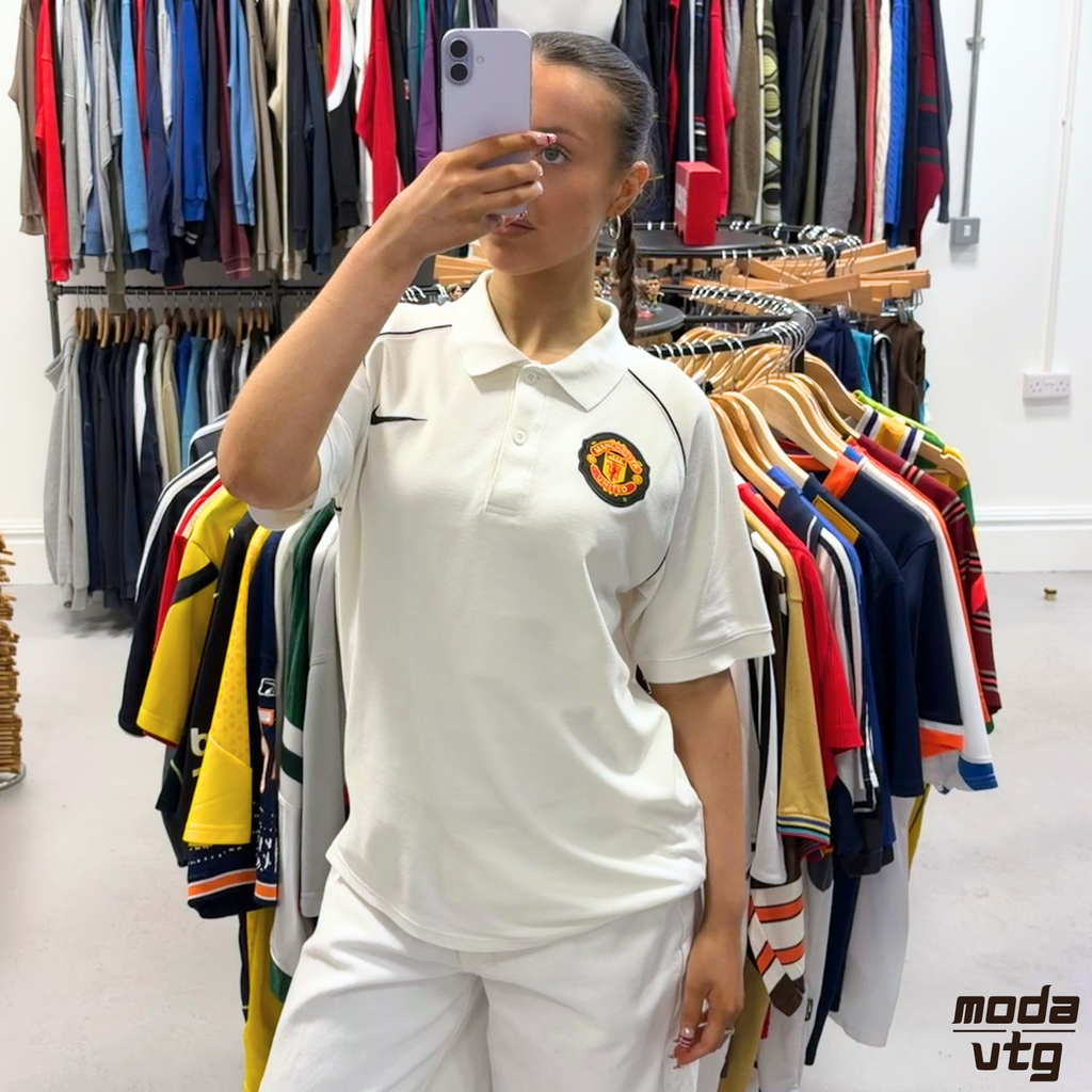 Vintage 06/07 Manchester United Polo White Small Retro Nike Unisex Y2K
